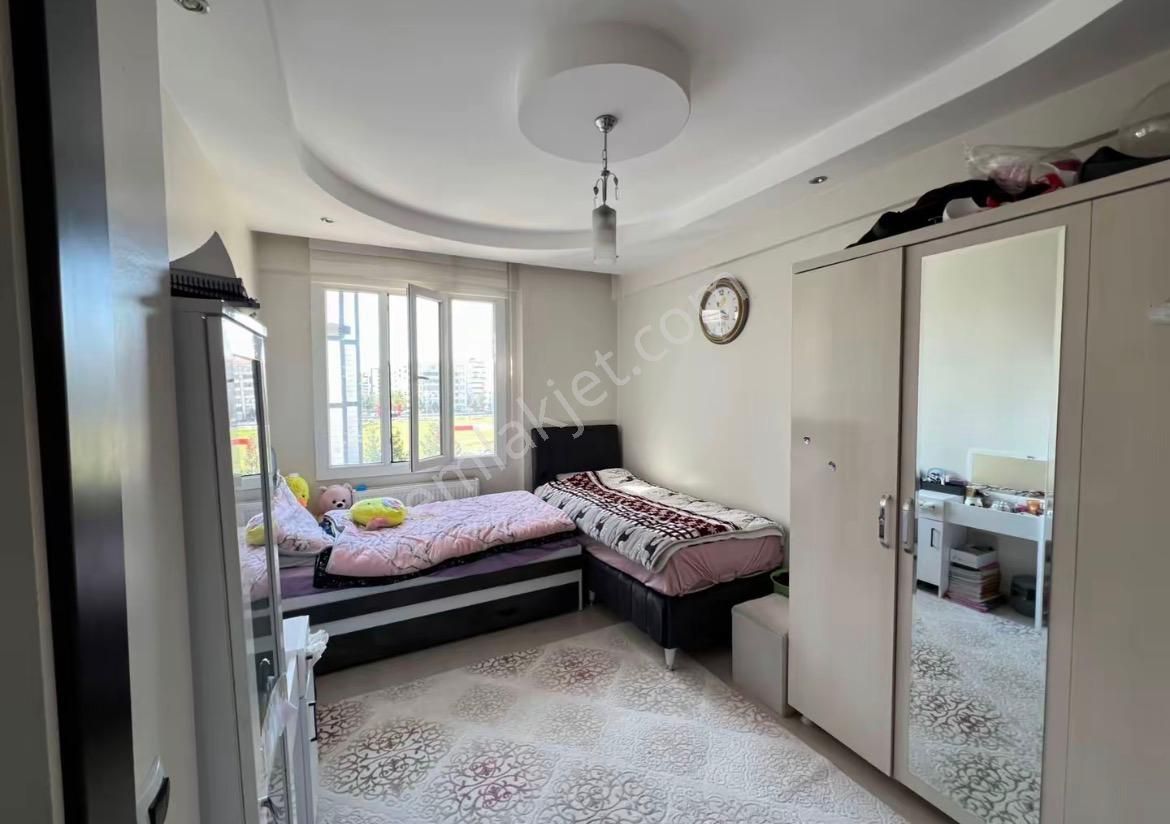 Aksoy'dan Göletli Park Civarı 2+1 Acil Satılık Daire / Bağcılar - Görsel 2