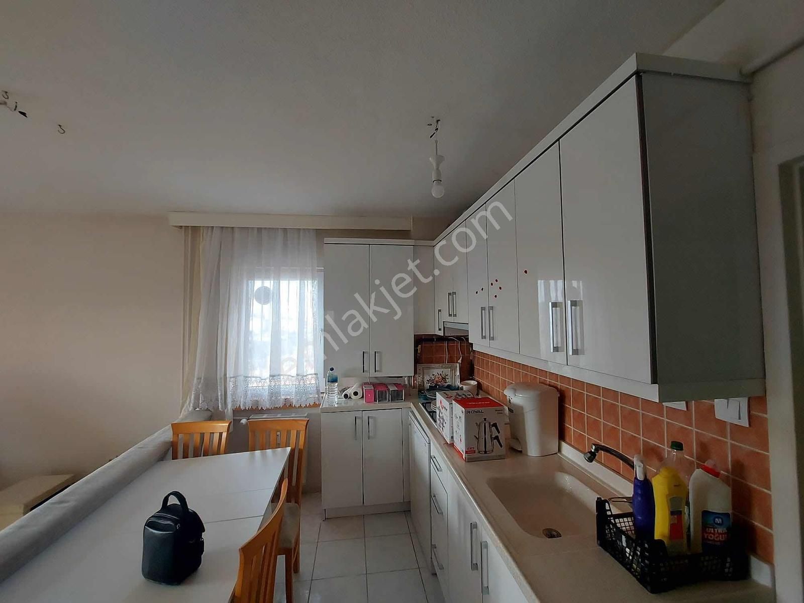 ''eryaman Efor''dan Katta Eşyalı 1+1 Kiralık Daire - Görsel 13