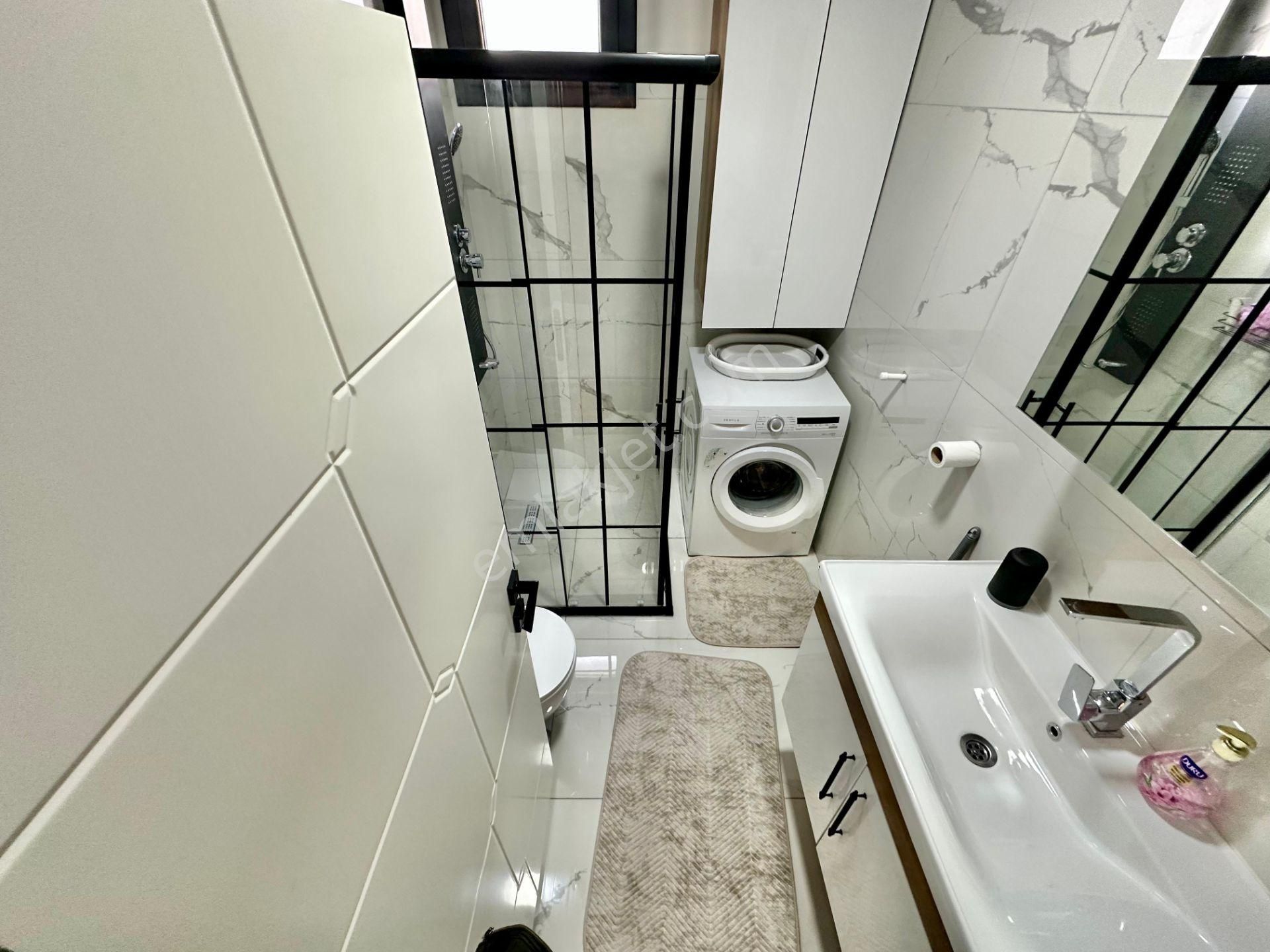 ⭐ay Emlaktan⭐akçayda Denize 100 Mt Arakat Kapalı Balkonlu Şık Tasarımlı Satılık 1+1 Geniş Lüx Daire - Görsel 31