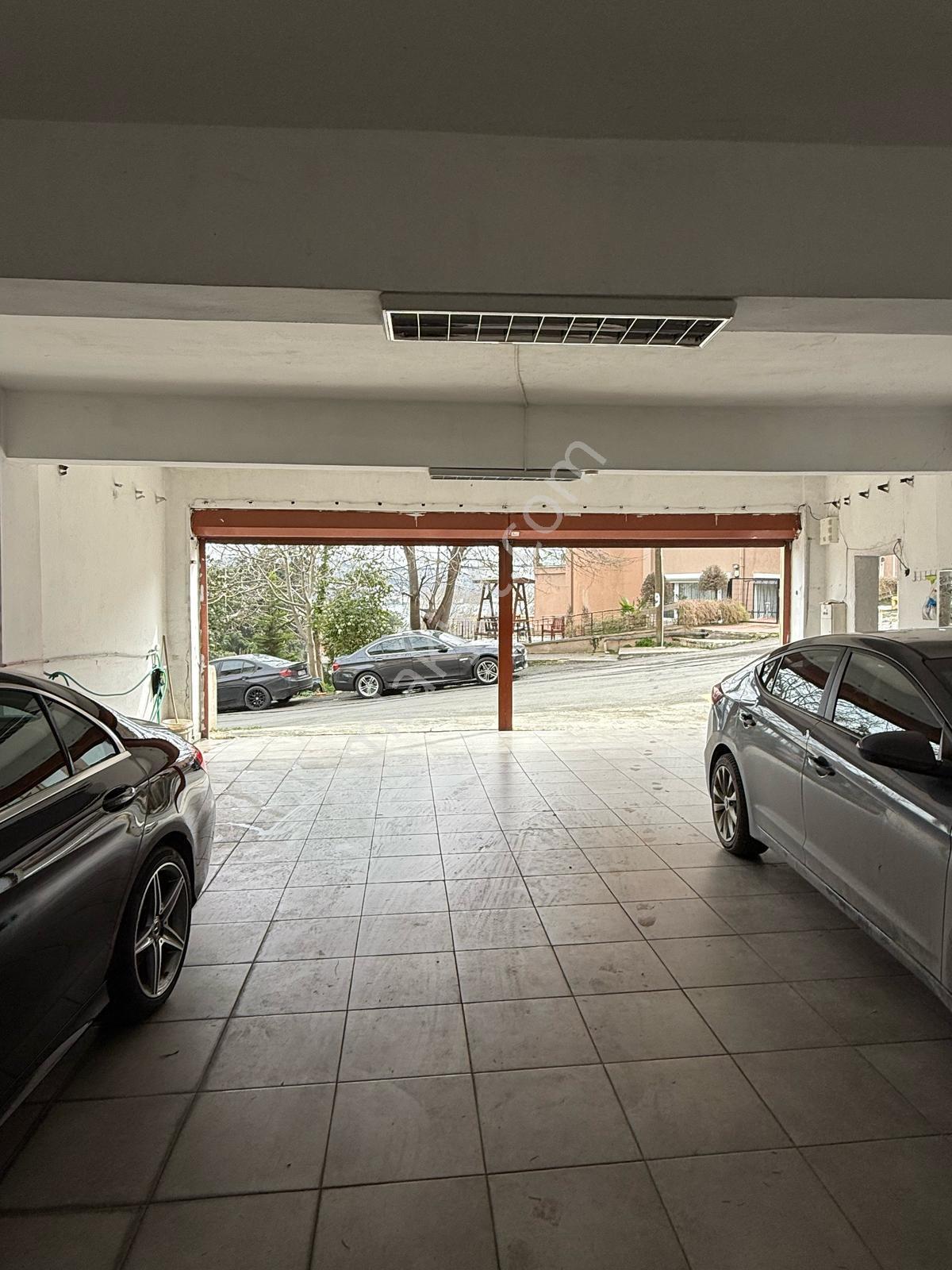 Emirgan'da Sahile Yakın Boğaz Manzaralı Satılık Köşk - Görsel 14