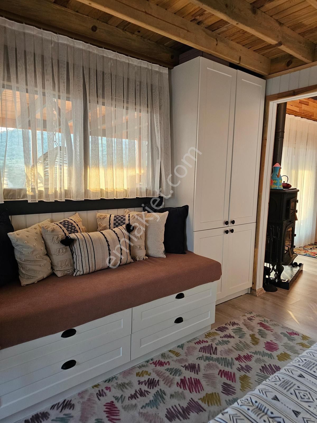 Doğanın Kalbinde Müstakil Eşyalı Villa - Görsel 6