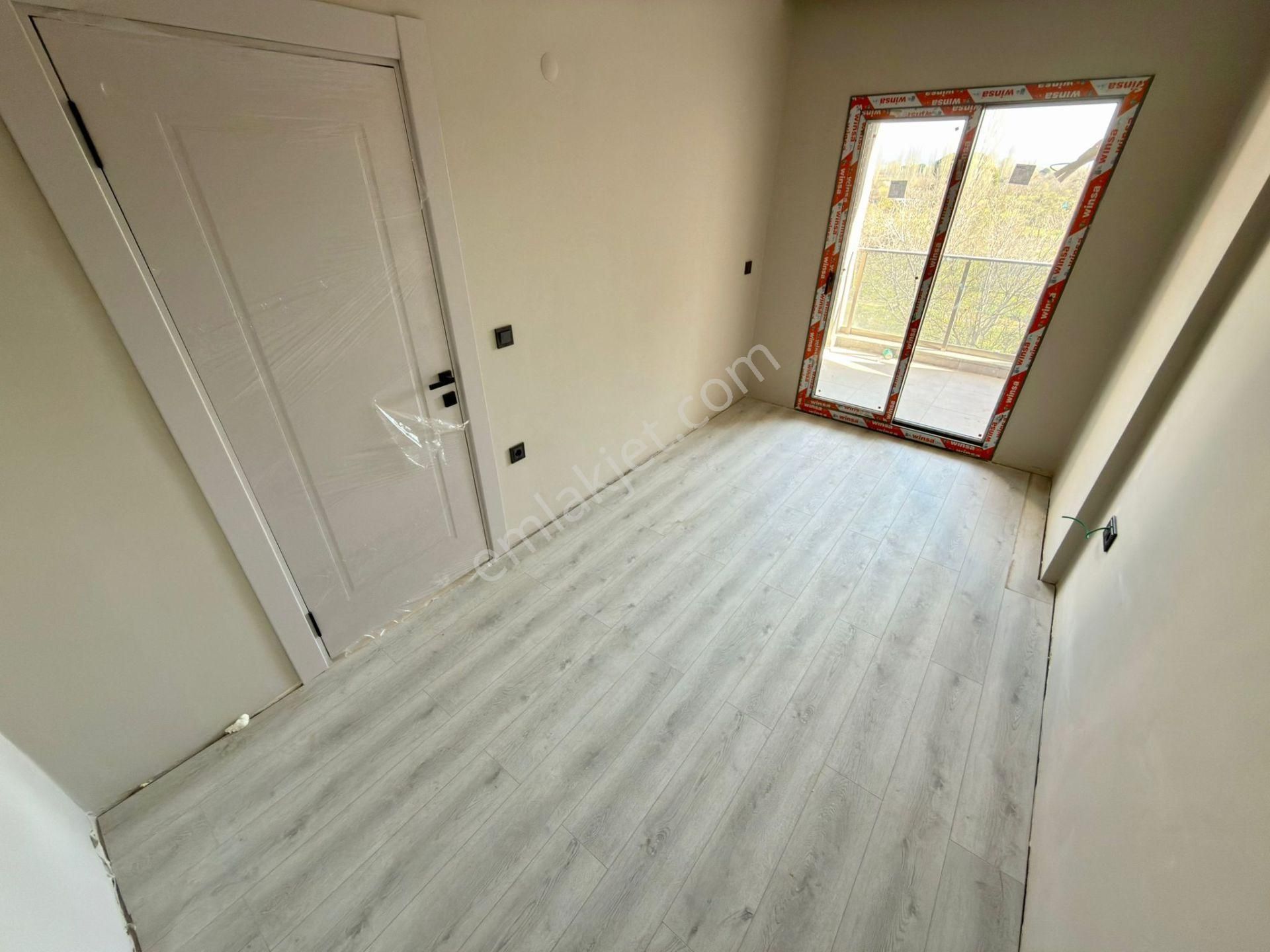 Yükselden Altınkumda Ultra Lüks Geniş Yerden Isıtmalı 2+1 Dublex - Görsel 12