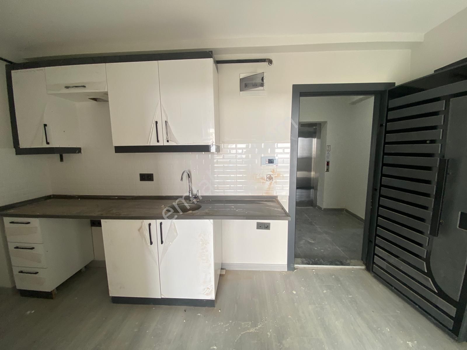 Ak Auto Gayrimenkul'den Süleymanpaşa Atatürk Mah Güzel Konumda 2+0 Satılık Daire - Görsel 11