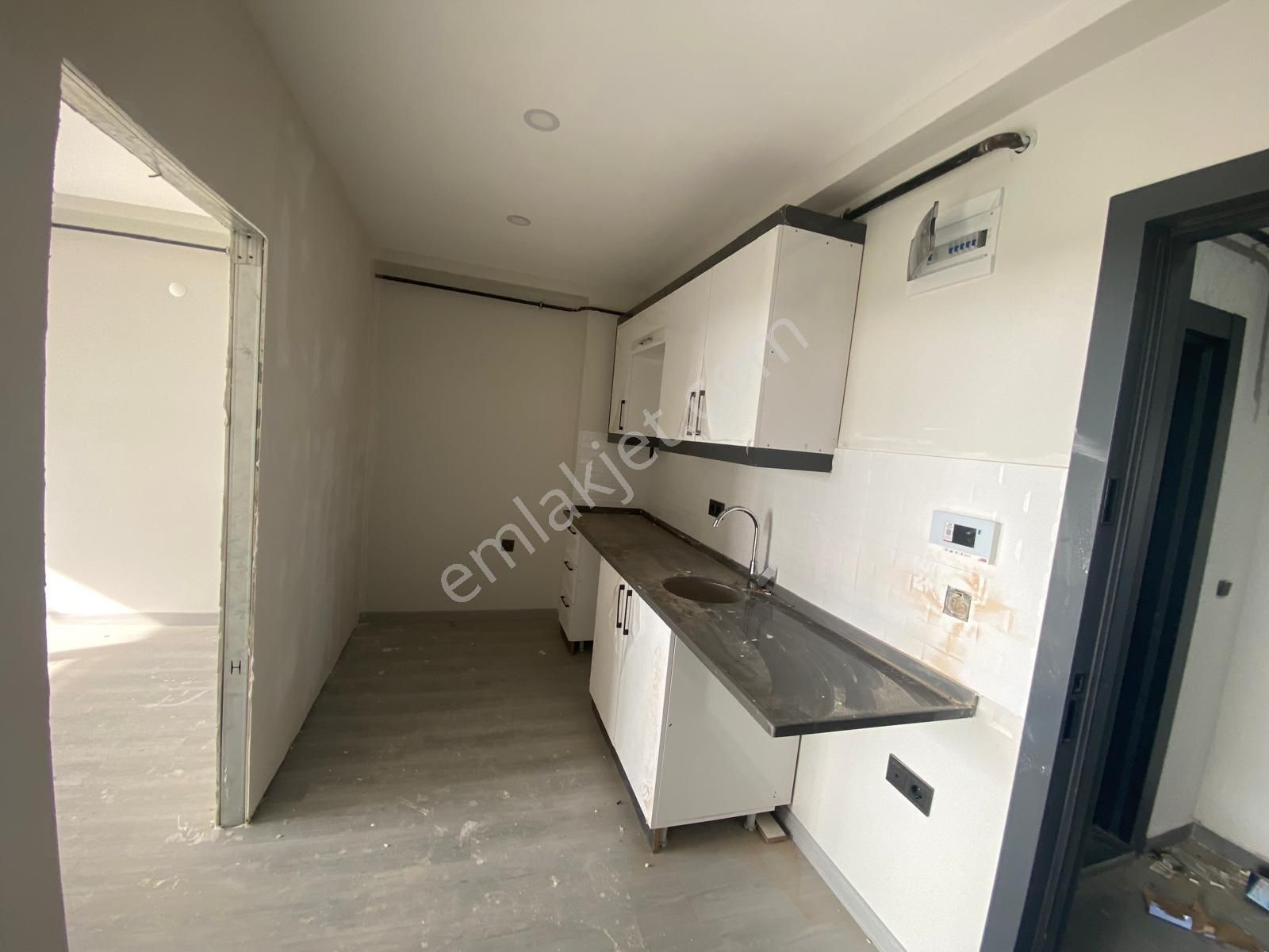 Ak Auto Gayrimenkul'den Süleymanpaşa Atatürk Mah Güzel Konumda 2+0 Satılık Daire - Görsel 9