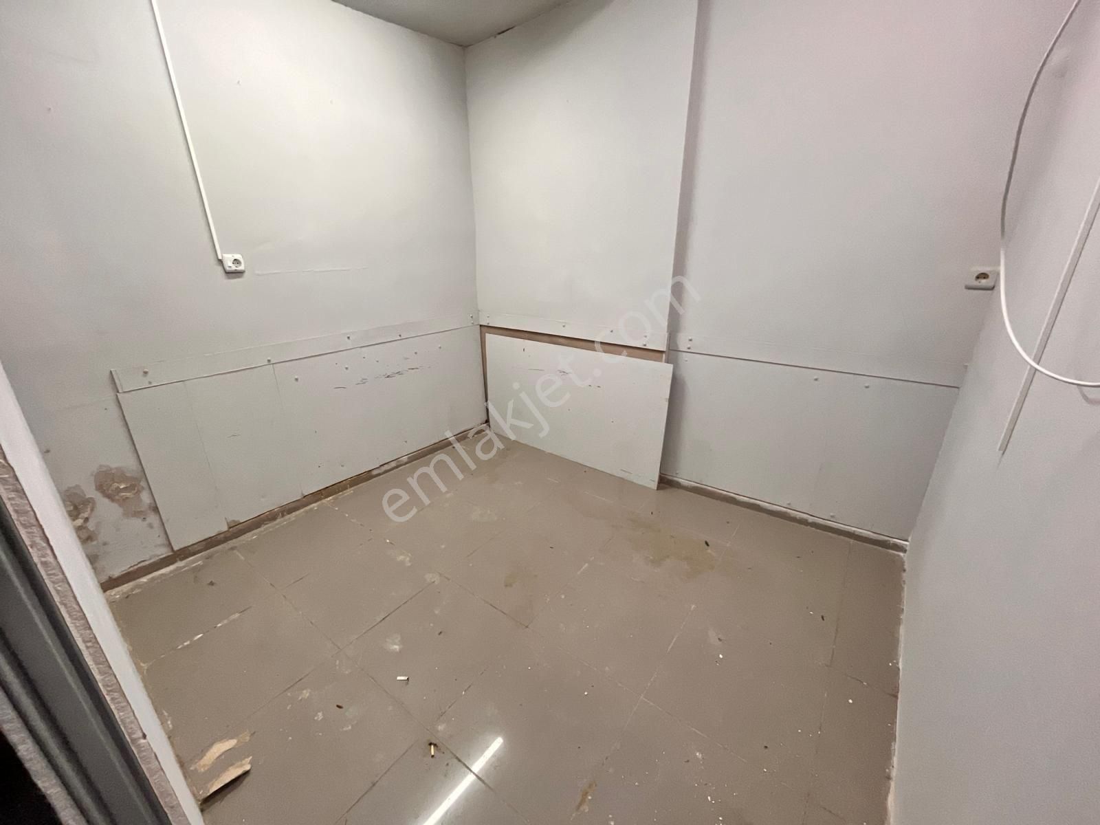 Hatay Üçyol Da Betonyol Cadde Üzeri 80 M2 - Görsel 15