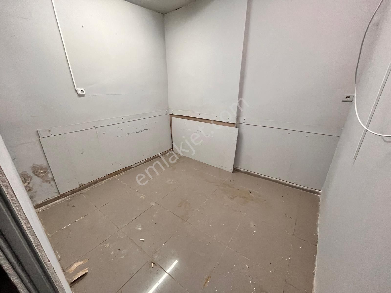 Hatay Üçyol Da Betonyol Cadde Üzeri 80 M2 - Görsel 17