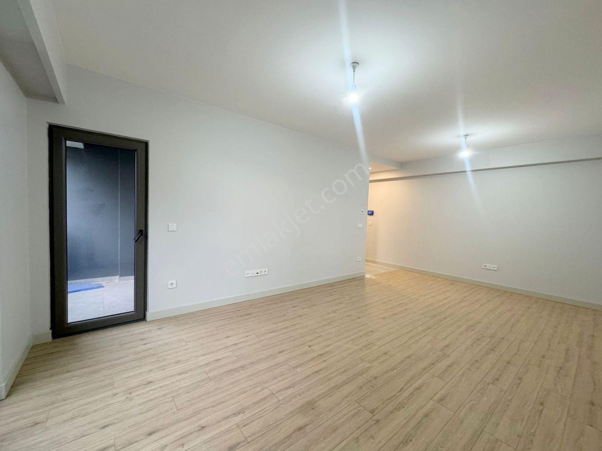 Mertcan'dan Havuzlu Güvenlikli Lüks Sitede Balkonlu Ara Kat 2+1 - Görsel 3