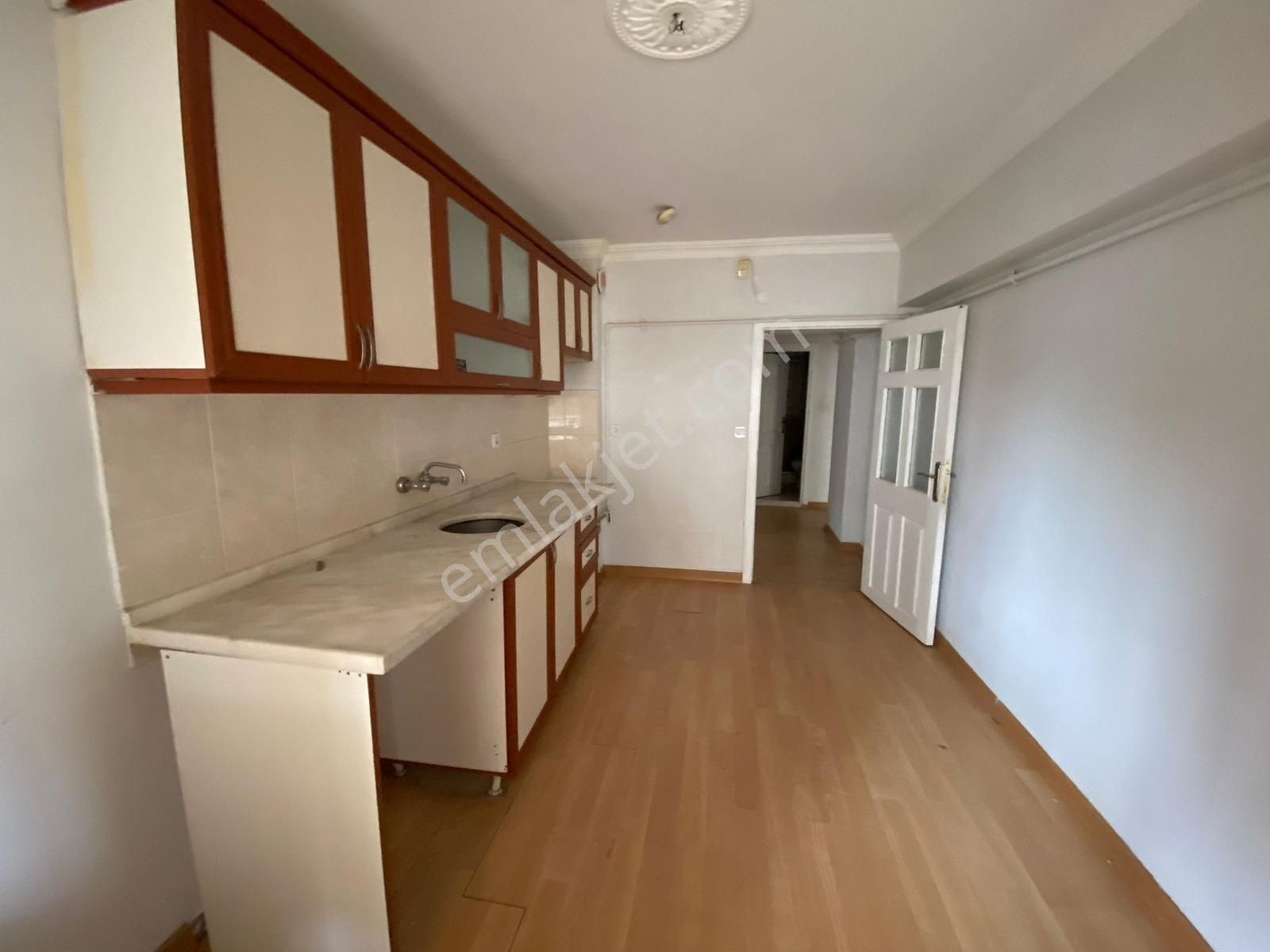 ^^senem'den Ufuktepe Ana Cd Dibi 2+1 Geniş M2 G.kat Kiralık^^ - Görsel 12