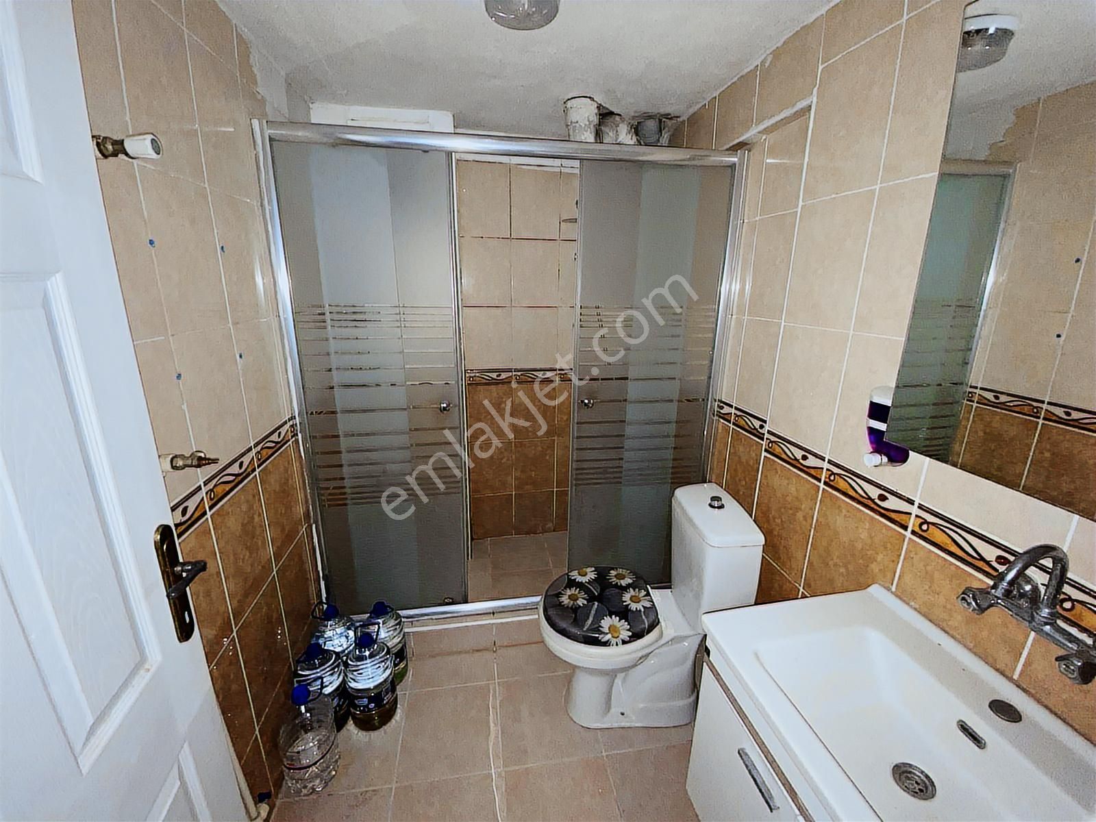 ^^senem'den Ufuktepe Ana Cd Dibi 2+1 Geniş M2 G.kat Kiralık^^ - Görsel 3