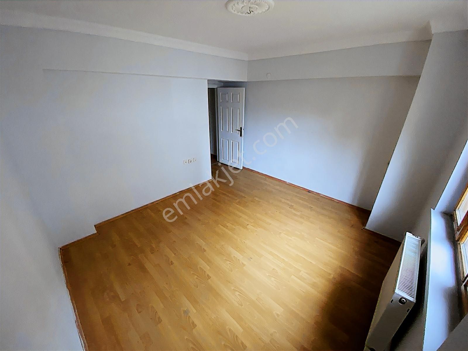 ^^senem'den Ufuktepe Ana Cd Dibi 2+1 Geniş M2 G.kat Kiralık^^ - Görsel 2