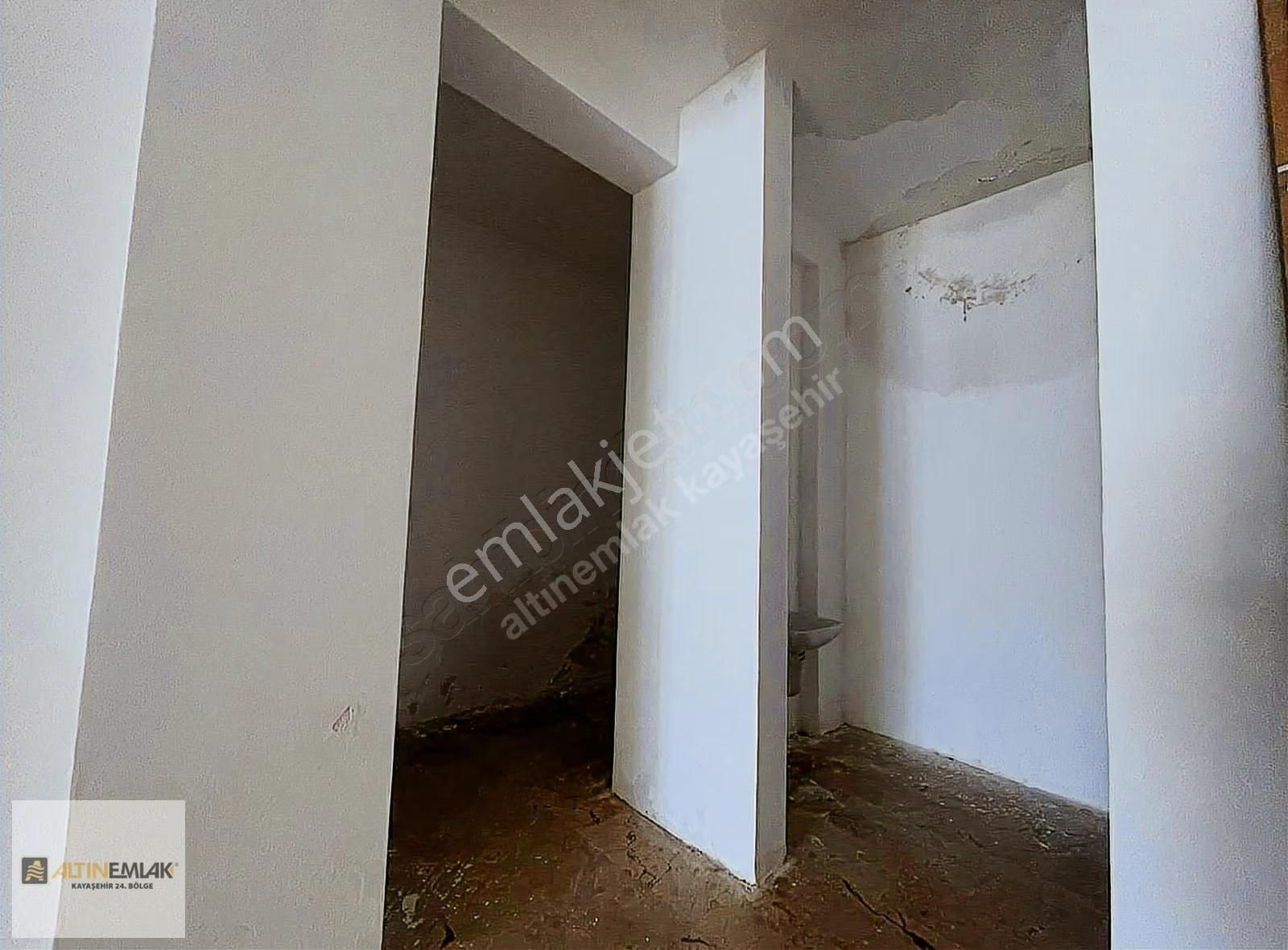 Kayaşehir Kiralık Dükkan 306 Konut Okullar Bölgesi 100 M2 - Görsel 3