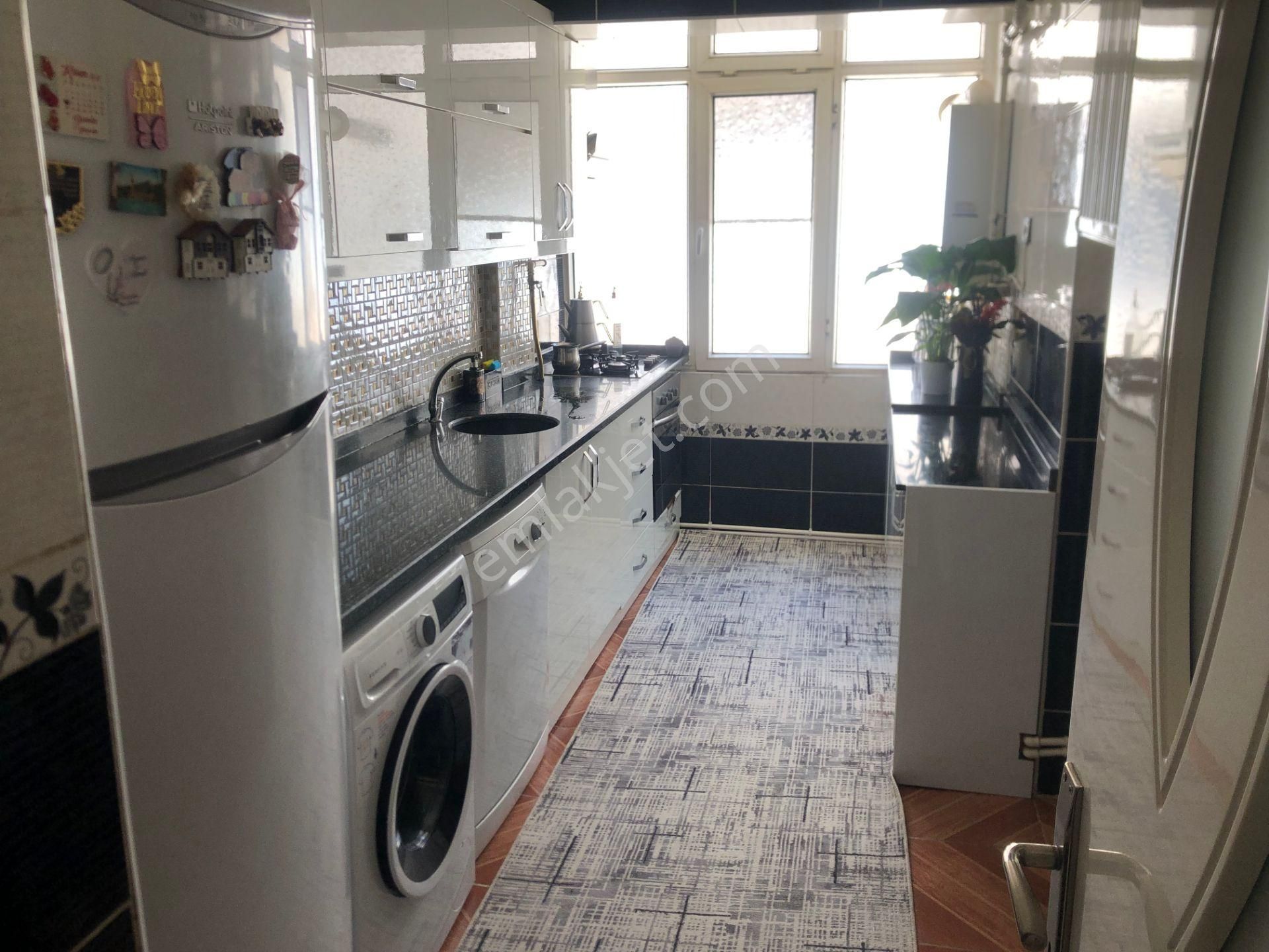 Kavaklıkta Satlık Daire Bakımlı 2+1 Kombili - Görsel 2