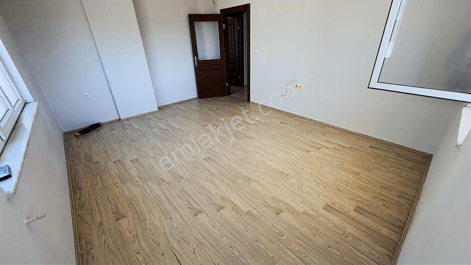 Kültürde 2+1 Ayrı Mutfak Eşyasız Kiralık - Görsel 6