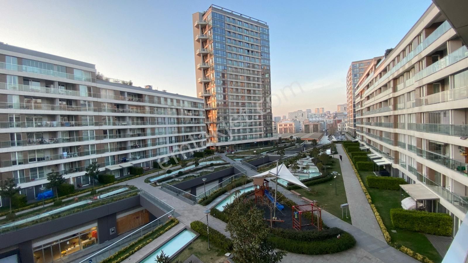 Suryapı Corridor'da Kiralık Eşyalı 1+1 66m2 Daire Güneşli - Görsel 10