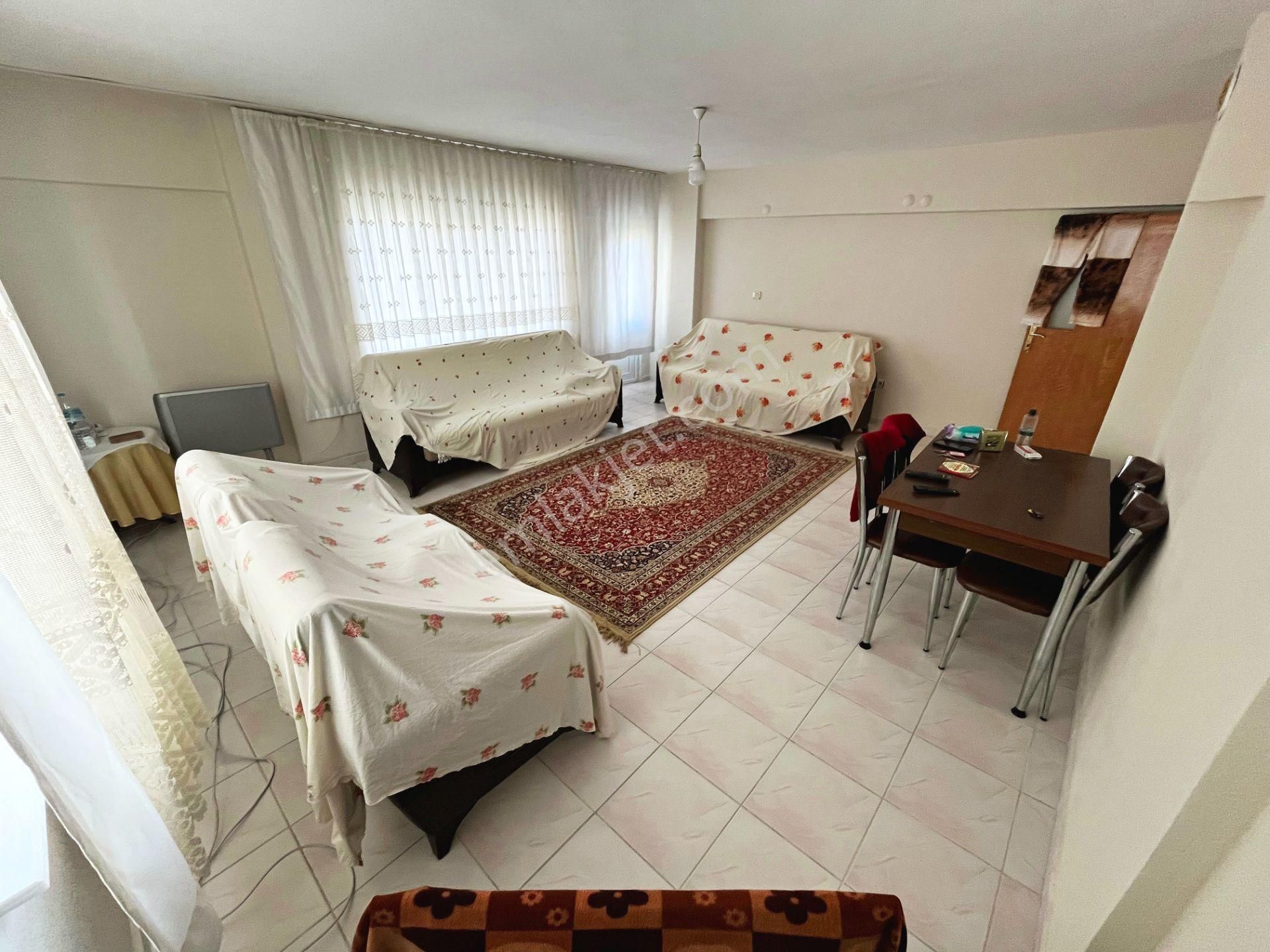 🛑🛑 Aktiften Akçay'da Satılık Denize Yakın Ön Cephe Arakat Geniş Çift Balkonlu 2+1 Daire - Görsel 7