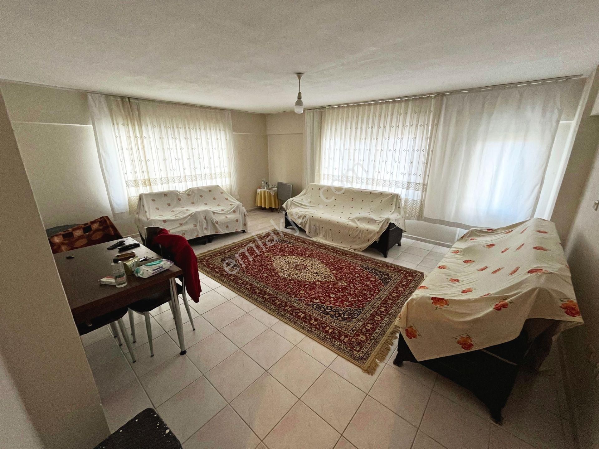 🛑🛑 Aktiften Akçay'da Satılık Denize Yakın Ön Cephe Arakat Geniş Çift Balkonlu 2+1 Daire - Görsel 2