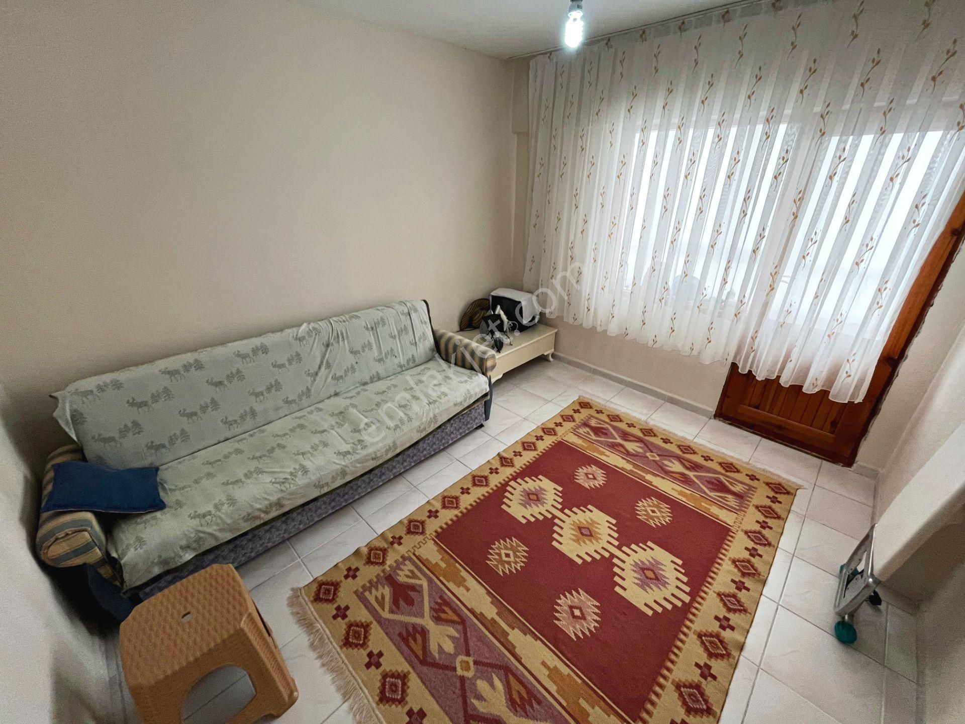 🛑🛑 Aktiften Akçay'da Satılık Denize Yakın Ön Cephe Arakat Geniş Çift Balkonlu 2+1 Daire - Görsel 12