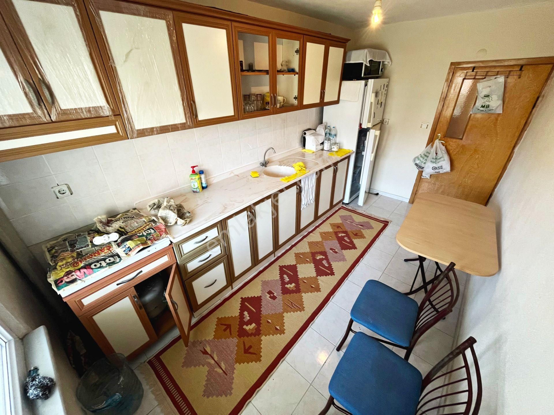 🛑🛑 Aktiften Akçay'da Satılık Denize Yakın Ön Cephe Arakat Geniş Çift Balkonlu 2+1 Daire - Görsel 5