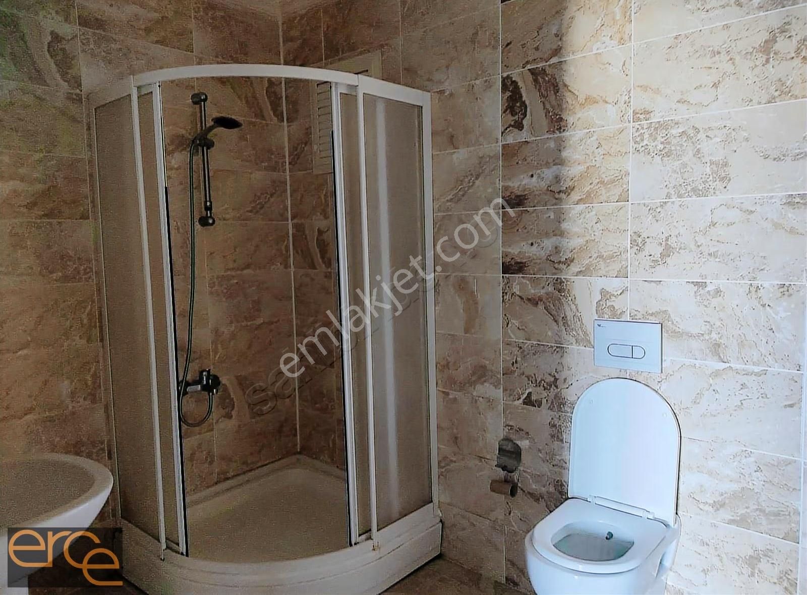 Yeşilköy'de Site İçinde Geniş 3+1 Kiralık Daire - Görsel 8