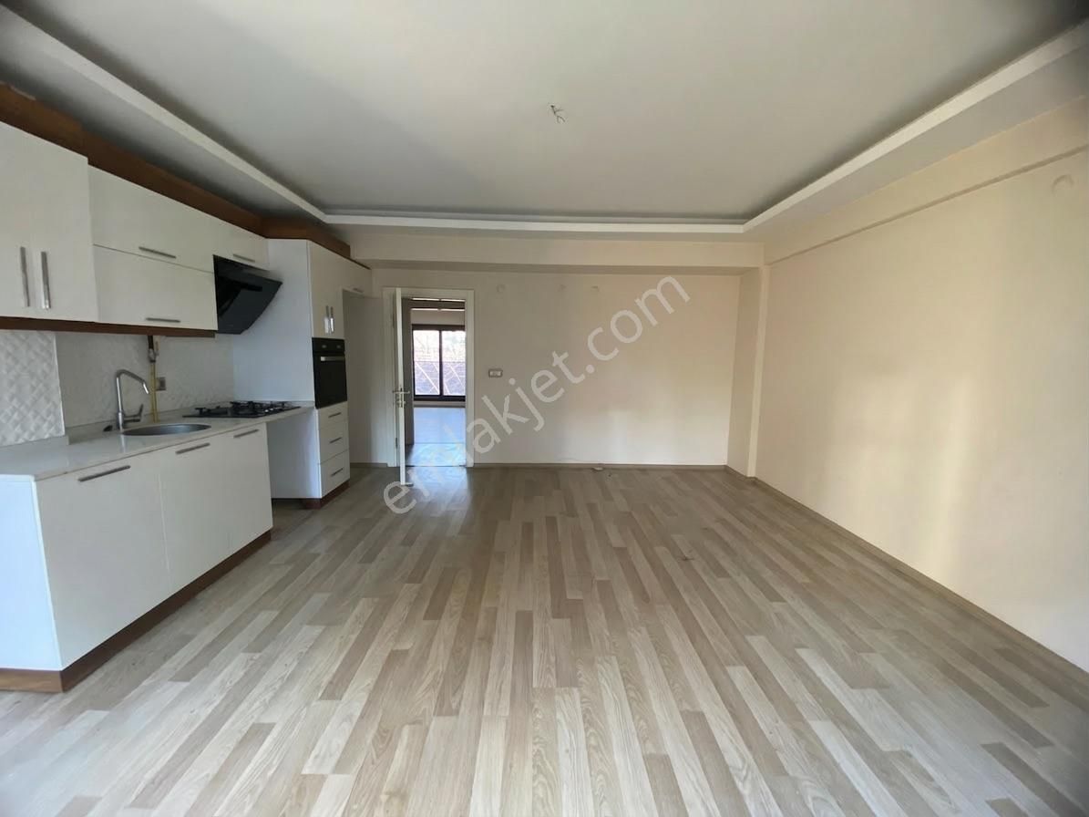 İzmir Bornova Küçükpark Yakını Kiralık Geniş 2+1 - Görsel 9