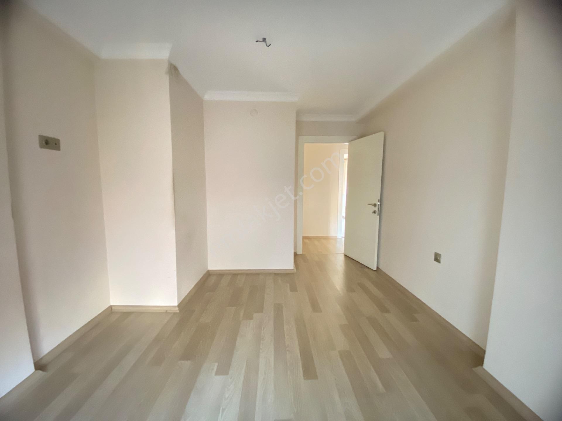 İzmir Bornova Küçükpark Yakını Kiralık Geniş 2+1 - Görsel 21