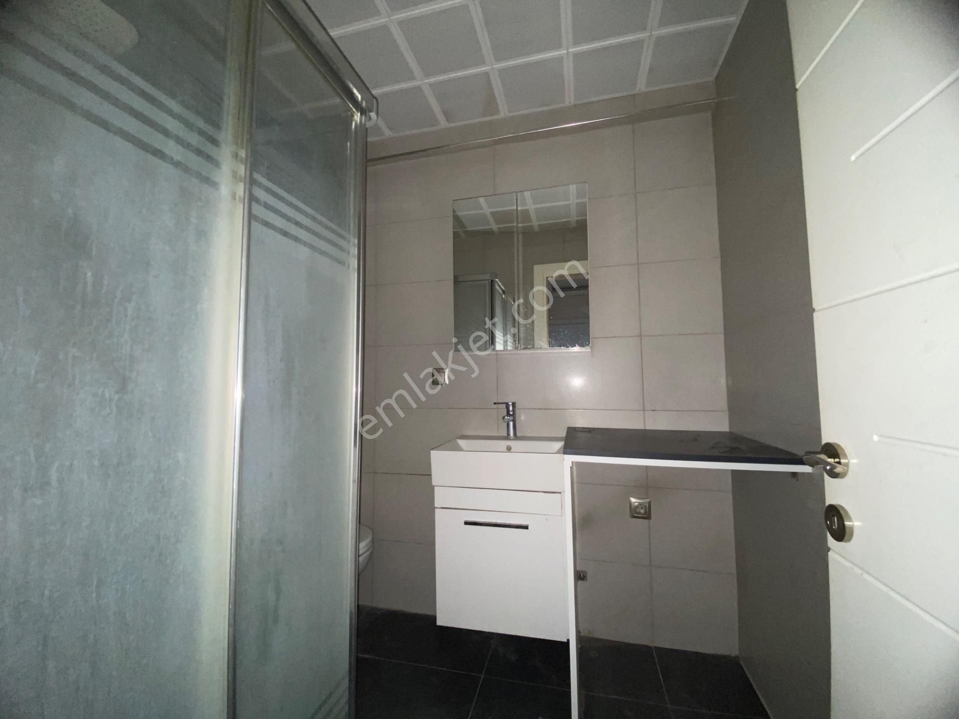 İzmir Bornova Küçükpark Yakını Kiralık Geniş 2+1 - Görsel 20