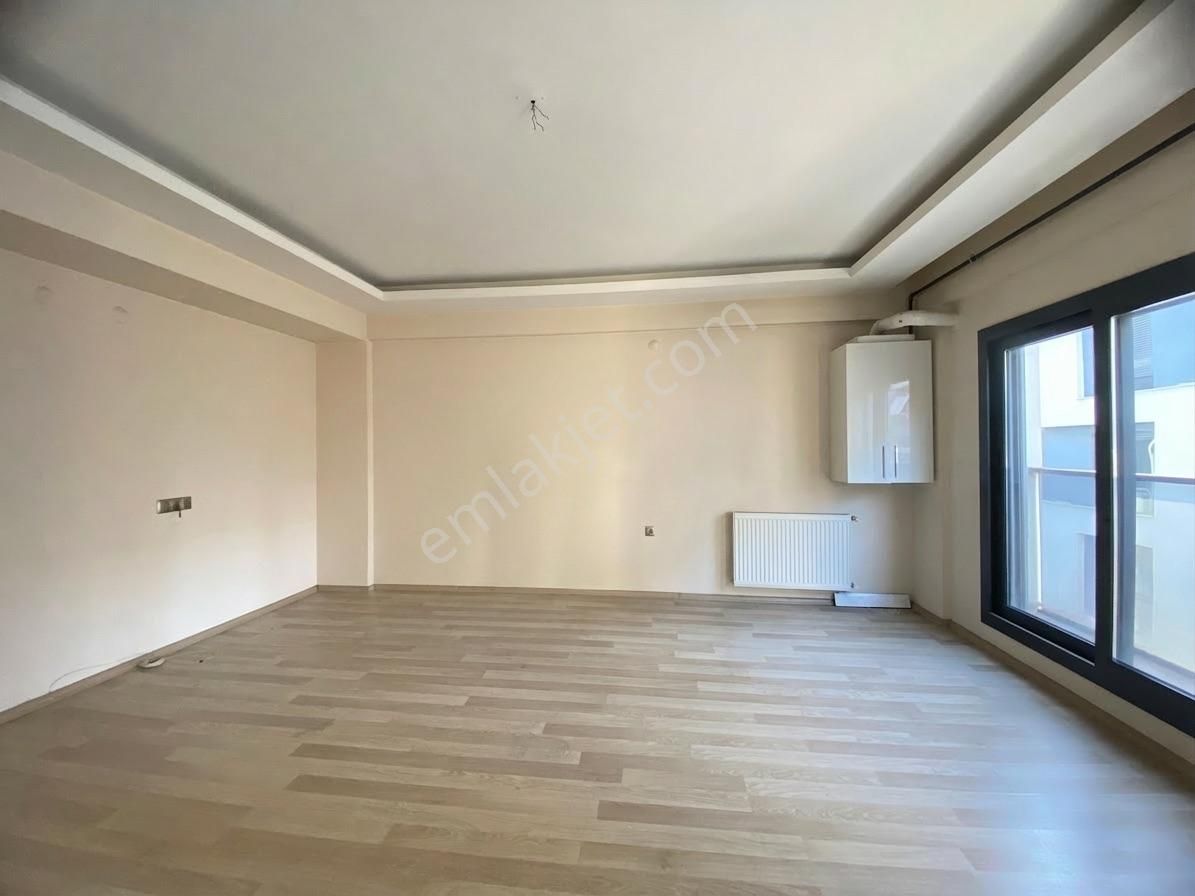 İzmir Bornova Küçükpark Yakını Kiralık Geniş 2+1 - Görsel 7
