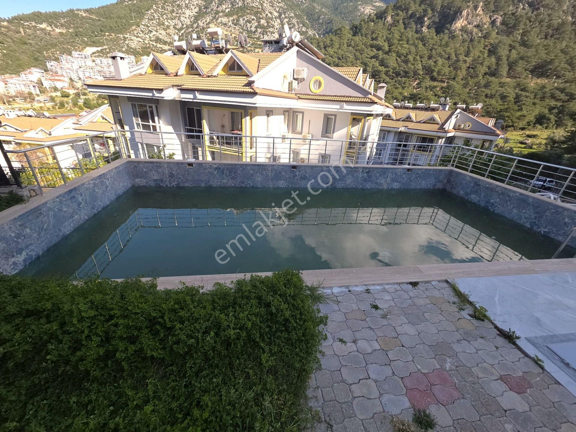 Goldhouse Dan Fethiyenin Gözde Sitesinde Satılık 2+1 Ara Kat Daire - Görsel 8