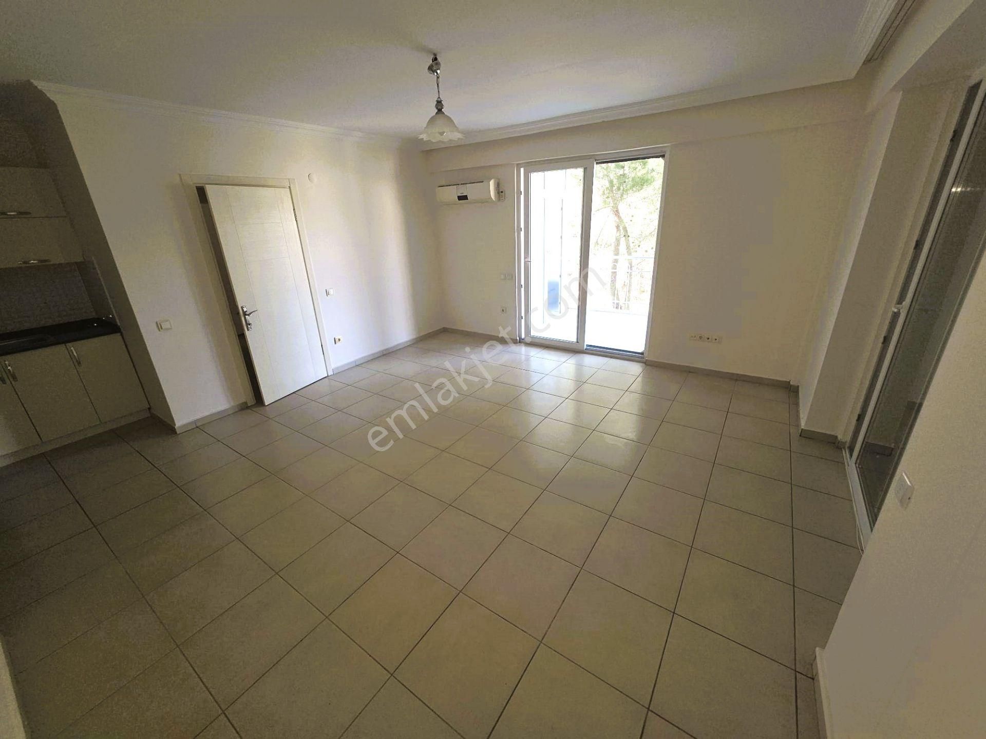 Goldhouse Dan Fethiyenin Gözde Sitesinde Satılık 2+1 Ara Kat Daire - Görsel 12