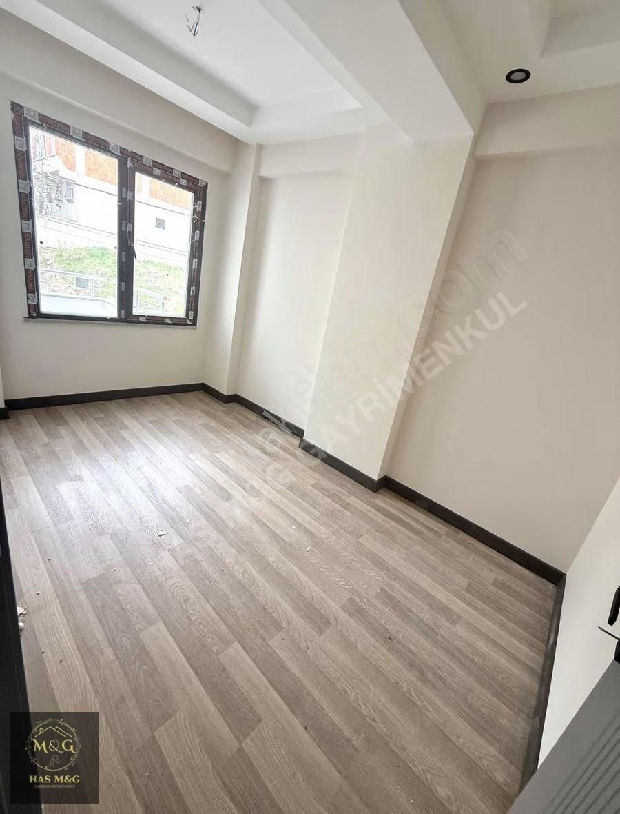 Ana Cadde Dibinde Butik Site İçerisinde 1+1 Daıre - Görsel 26