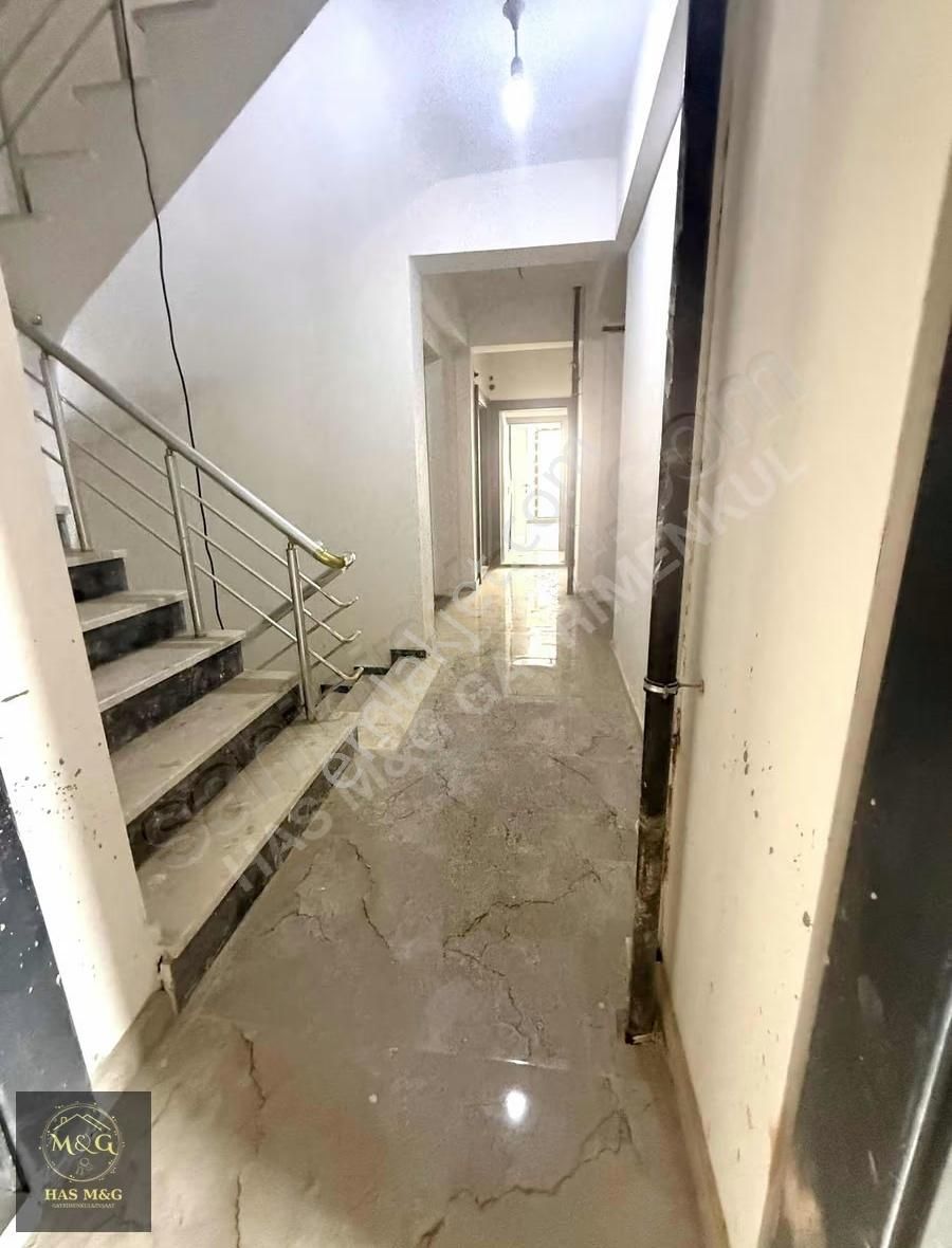 Ana Cadde Dibinde Butik Site İçerisinde 1+1 Daıre - Görsel 25