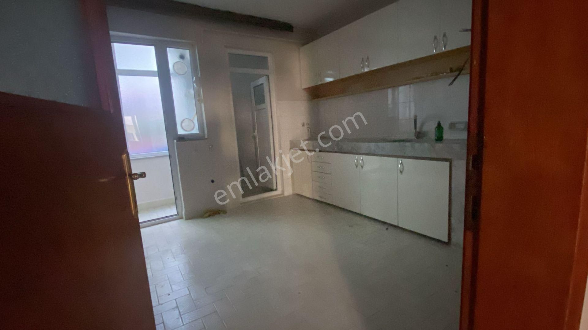 Bursa Yıldırım Baruthane Mah 3 Katlı Müstakil Ev - Görsel 17