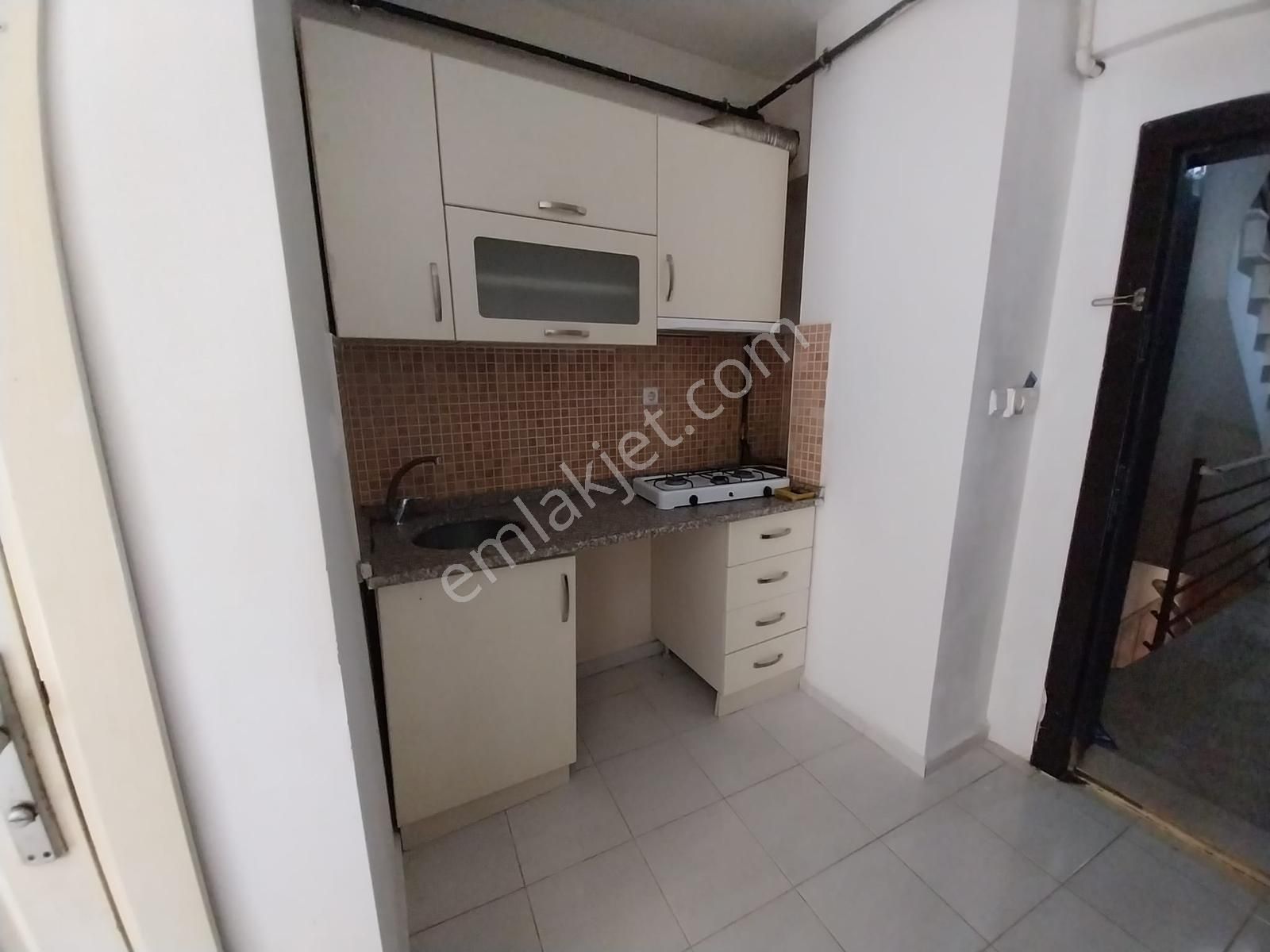Bahçelievler Espark Üniversite Yakını Kombili Kiralık 1+1 Apart - Görsel 8
