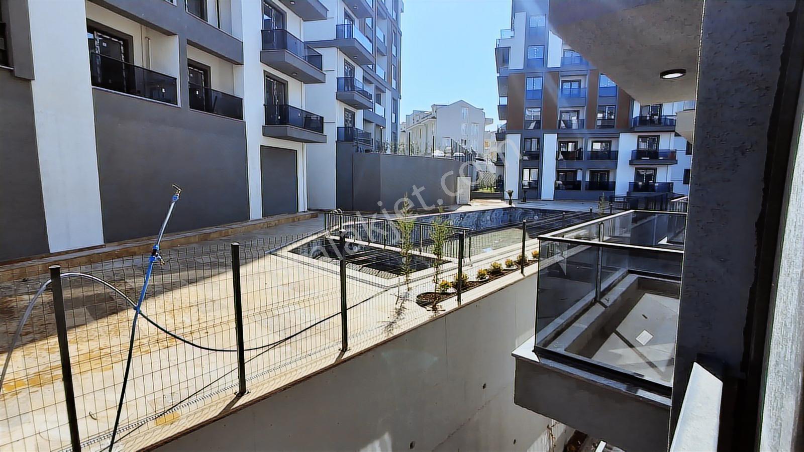 Cb Akademi Bağçeşme Orhan Mah. Ara Kat 2+1 Havuzlu Site - Görsel 26
