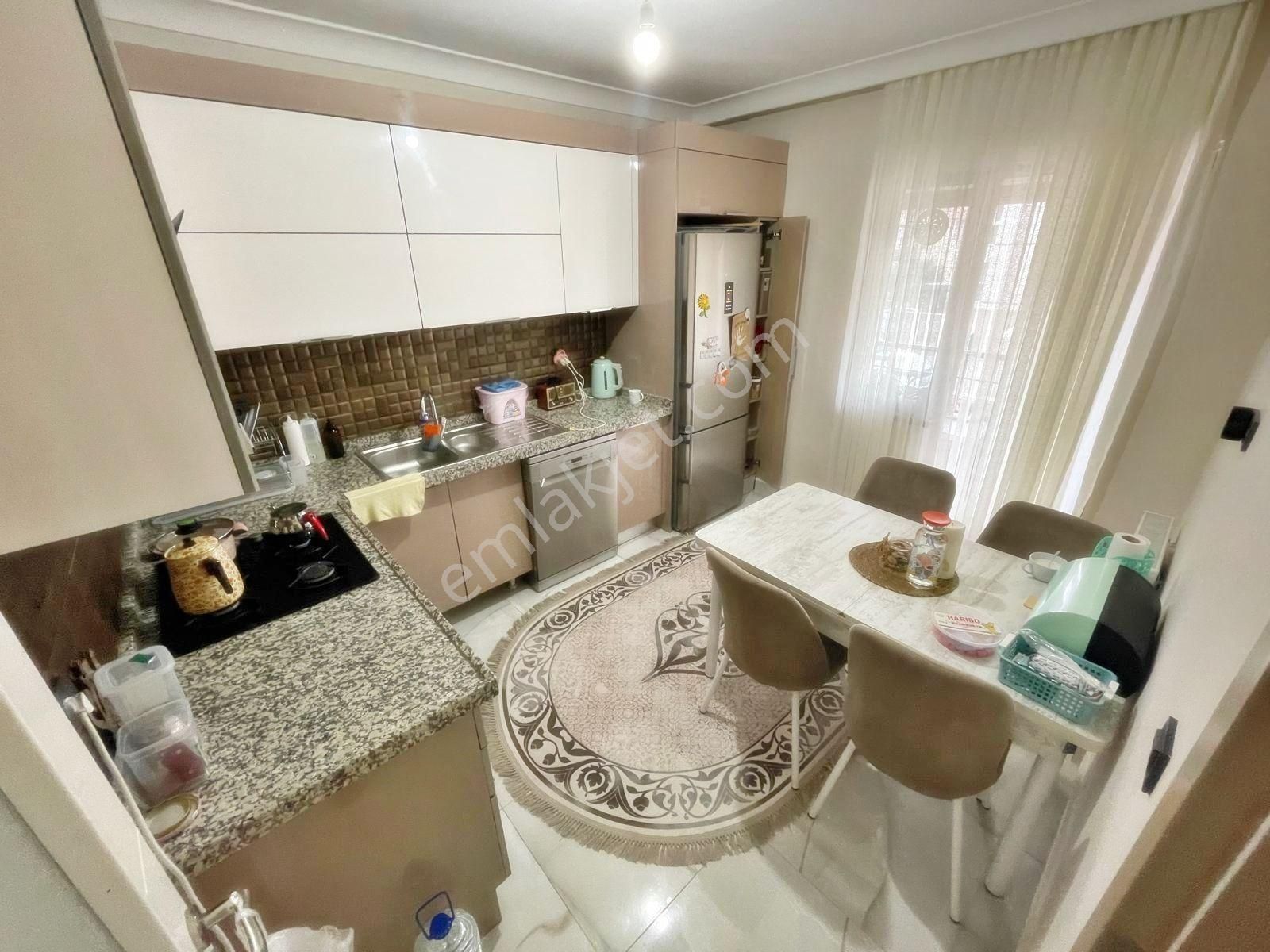 Menderes'te Daha Genşi Yok-7/24 Güvenlkli Sitede 150m2 3.5+1 - Görsel 7