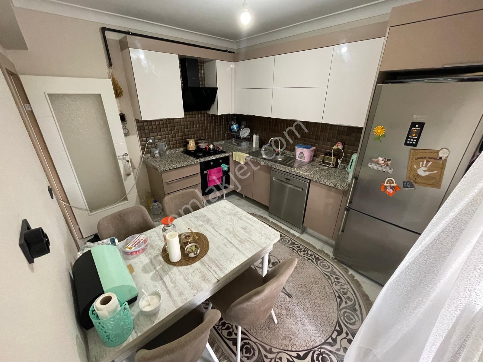 Menderes'te Daha Genşi Yok-7/24 Güvenlkli Sitede 150m2 3.5+1 - Görsel 3