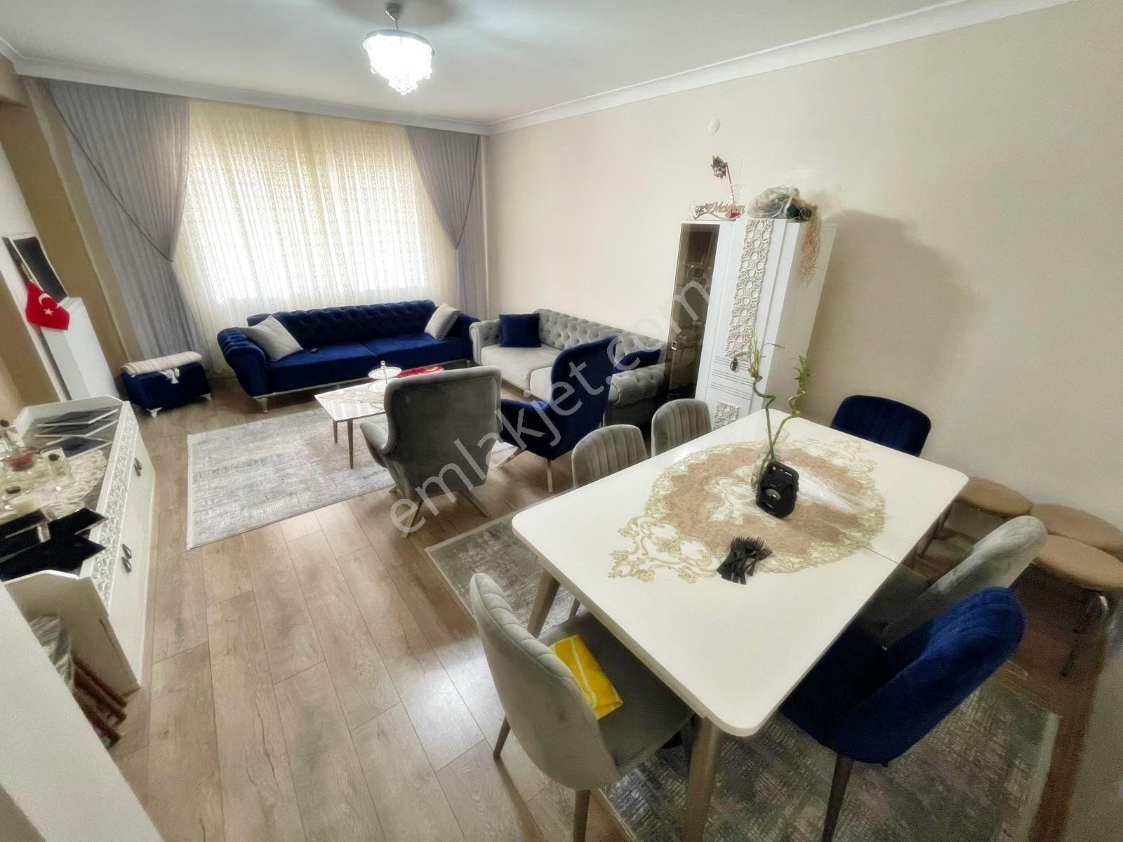 Menderes'te Daha Genşi Yok-7/24 Güvenlkli Sitede 150m2 3.5+1 - Görsel 12