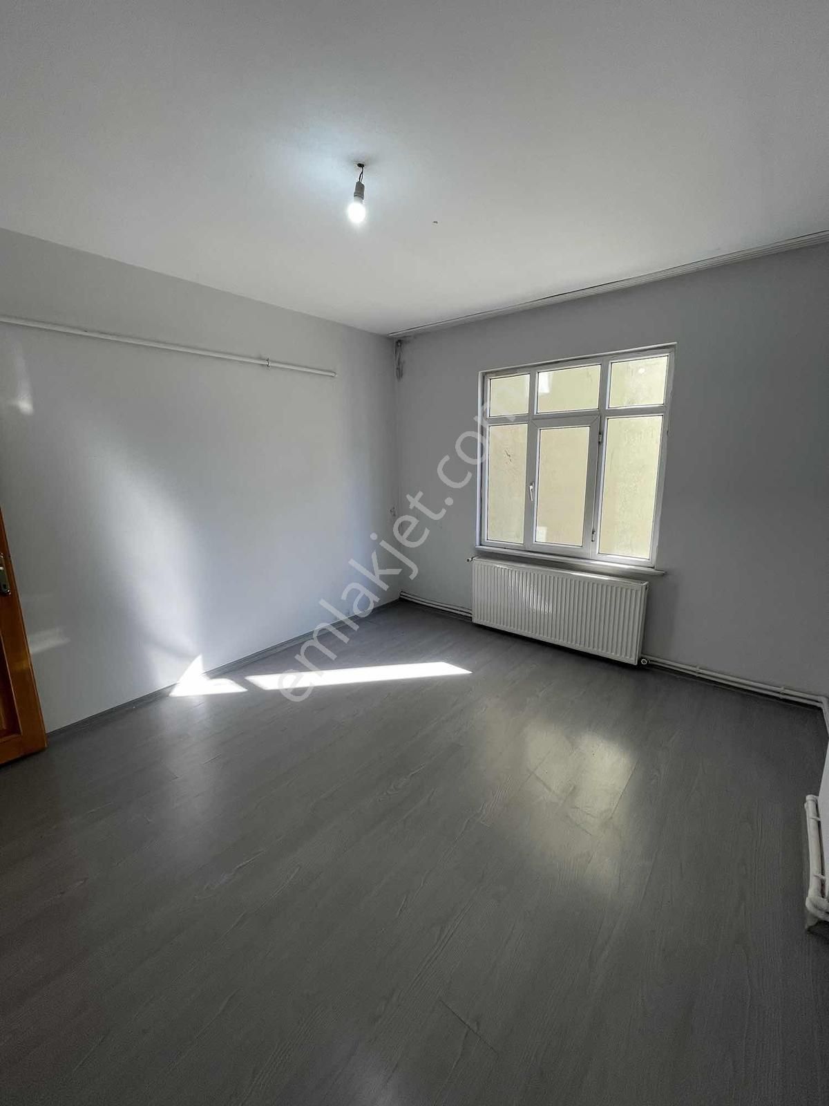 Koru Emlaktan Kiralık 1+1 70m2 Emiroğlu Ana Cadde Yakını Daire - Görsel 10