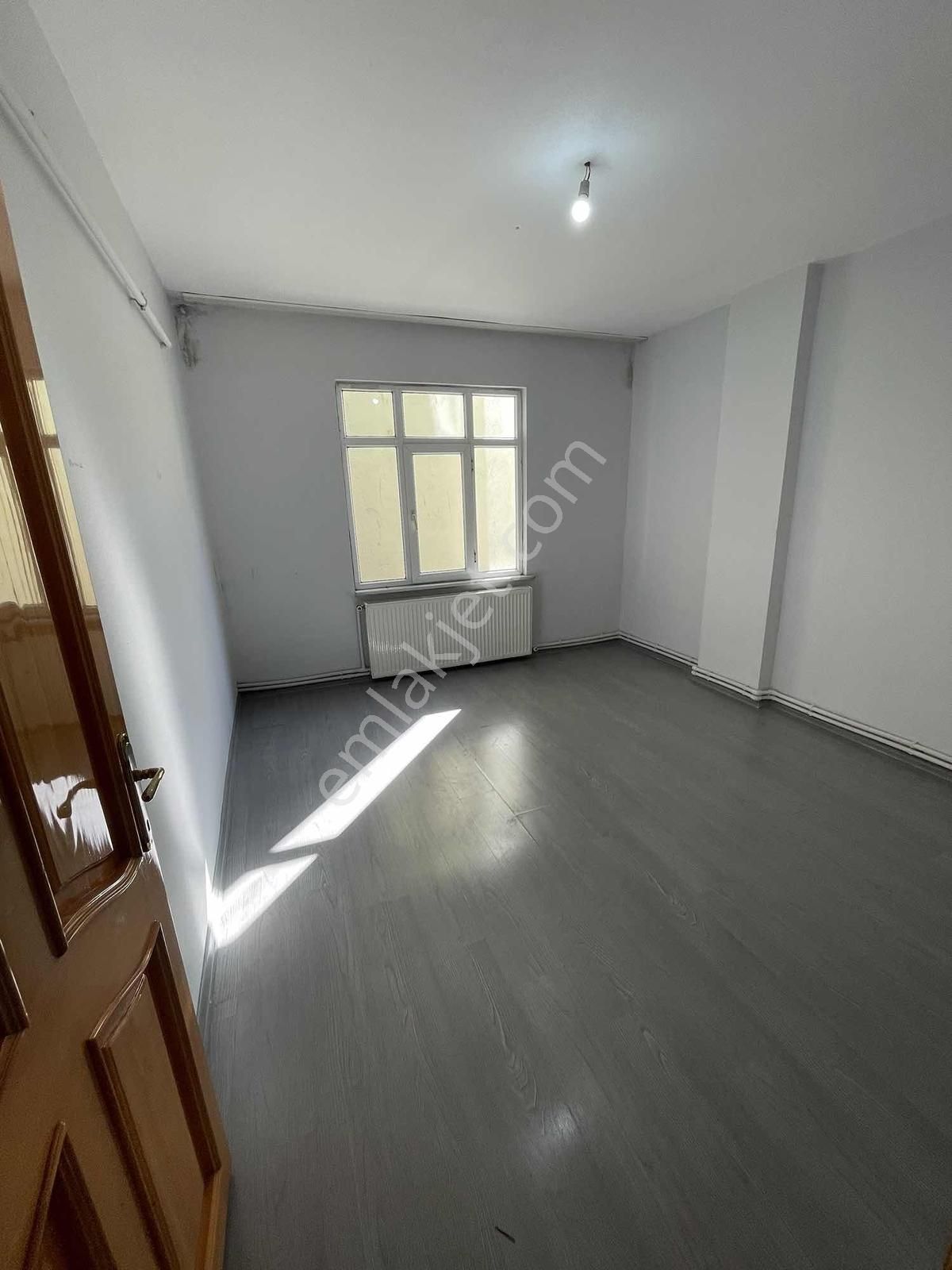 Koru Emlaktan Kiralık 1+1 70m2 Emiroğlu Ana Cadde Yakını Daire - Görsel 28