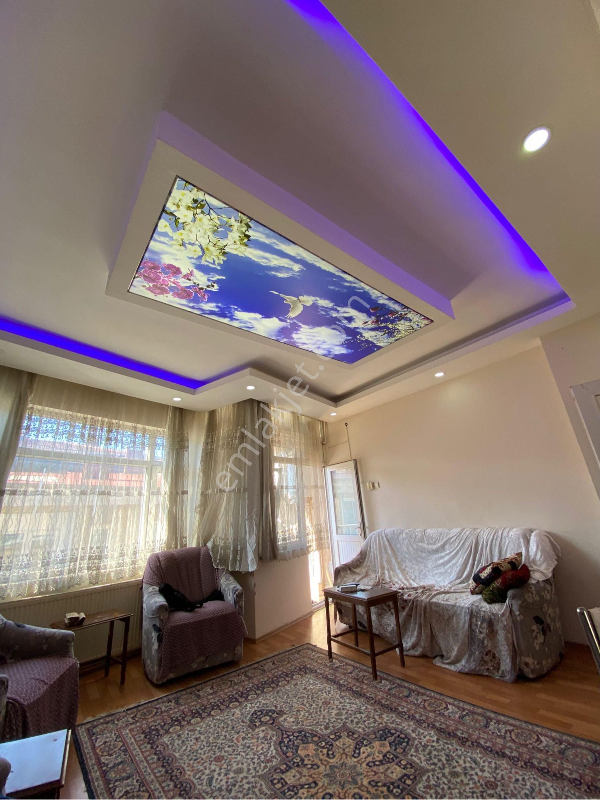 Çiftlik Mahallesi’nde İçi Temiz Satılık Daire