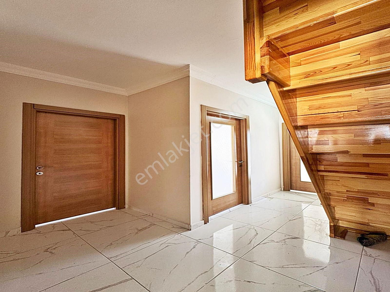 Cadde34 Yapı'dan Beylikdüzü Sahil'de 4+2 Asansörlü 3 Katlı Binada Sıfır Krediye Uygun Dubleks Daire - Görsel 30