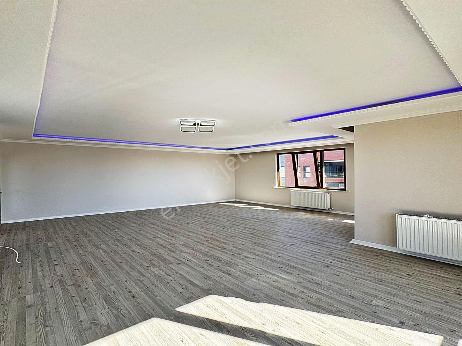 Cadde34 Yapı'dan Beylikdüzü Sahil'de 4+2 Asansörlü 3 Katlı Binada Sıfır Krediye Uygun Dubleks Daire - Görsel 15