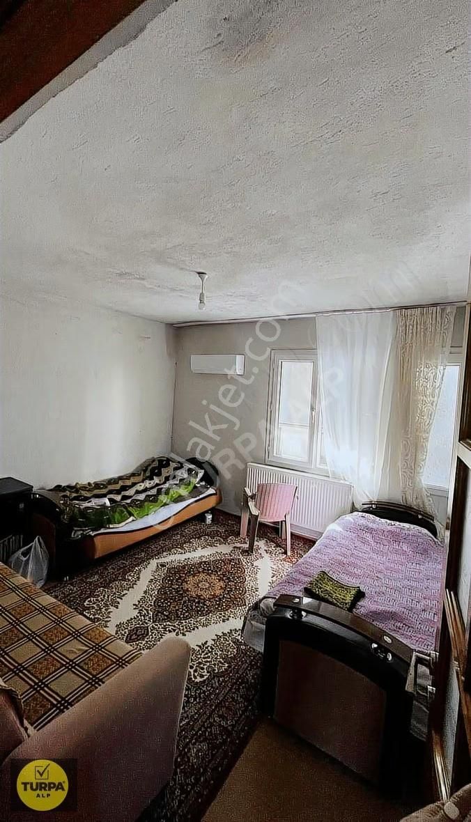 Fırsat 2 Katlı Mustakil Ev Ve Arsası - Görsel 26