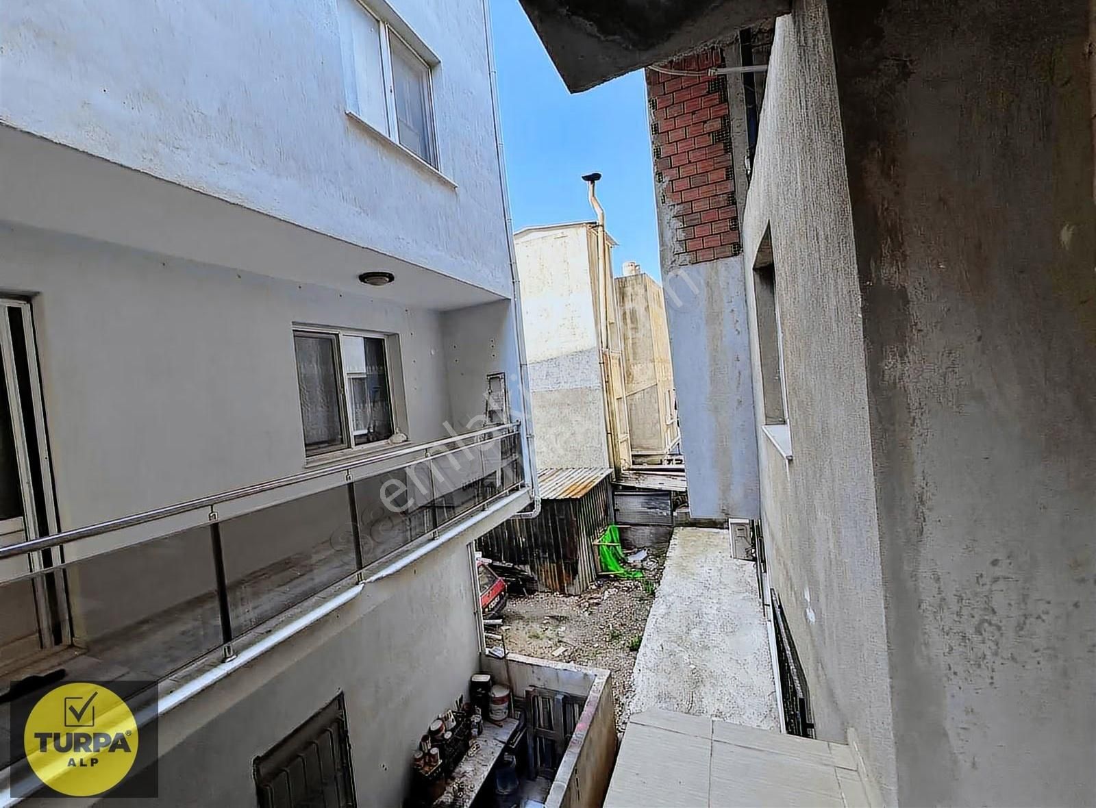 Fırsat 2 Katlı Mustakil Ev Ve Arsası - Görsel 5