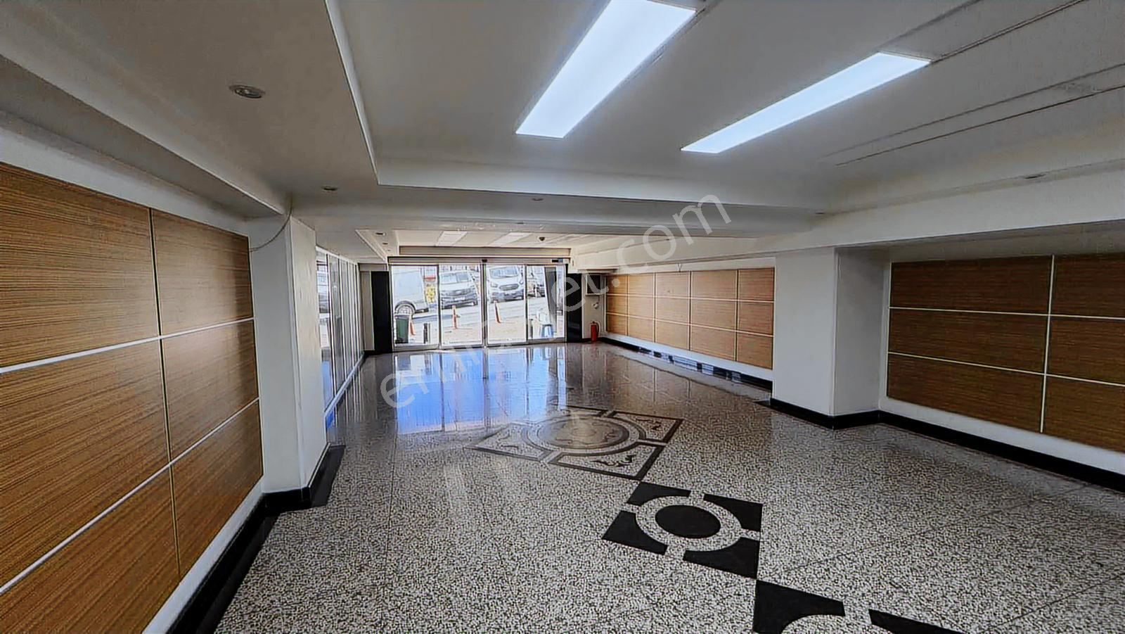 İstocta 1.000 M2 Kiralık Ofis - Görsel 29