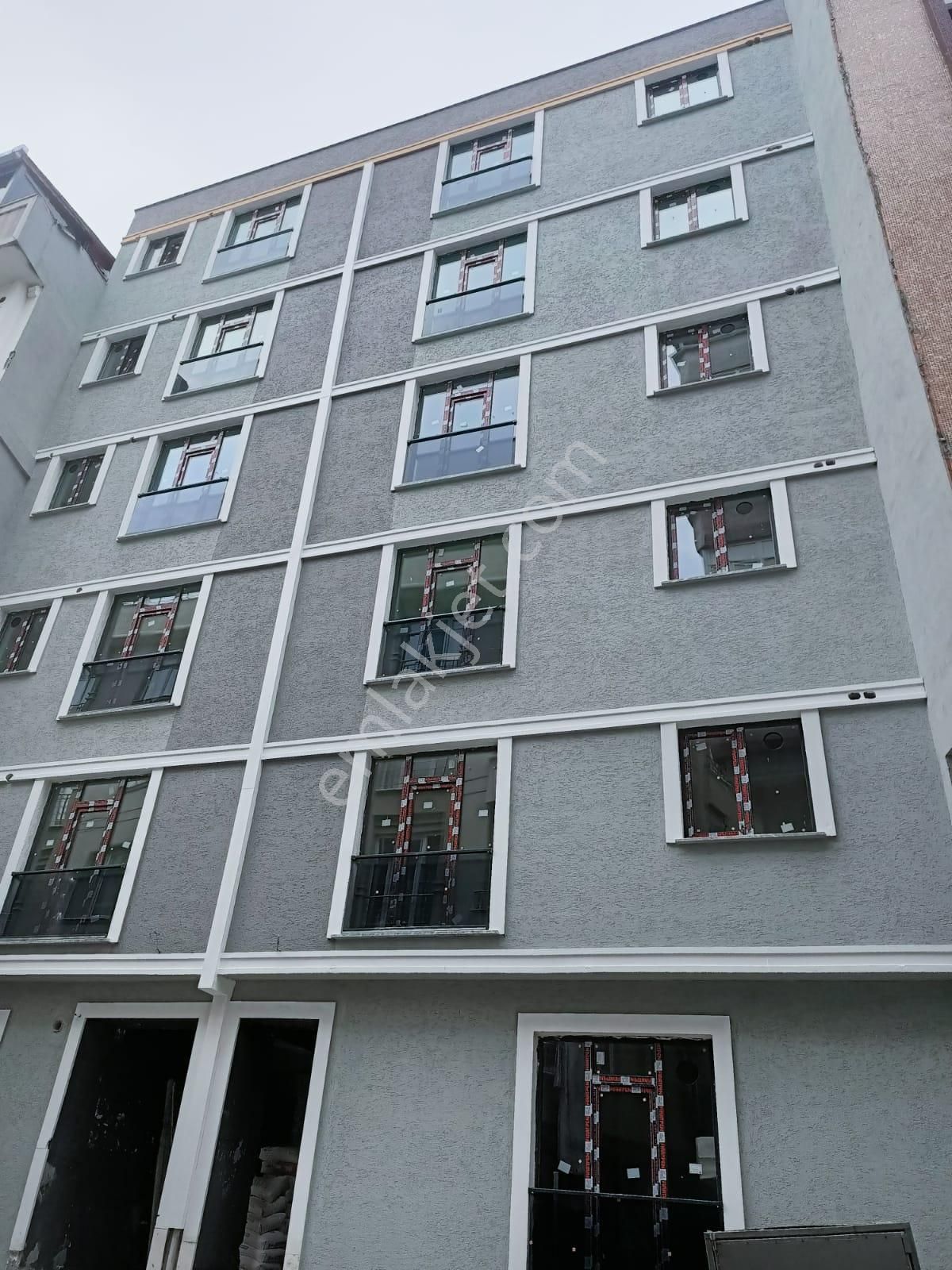 Hürriyette Çetinkaya Avm Yakını 2+1 Amerikam Mutfak 3 Kat Daire - Görsel 13