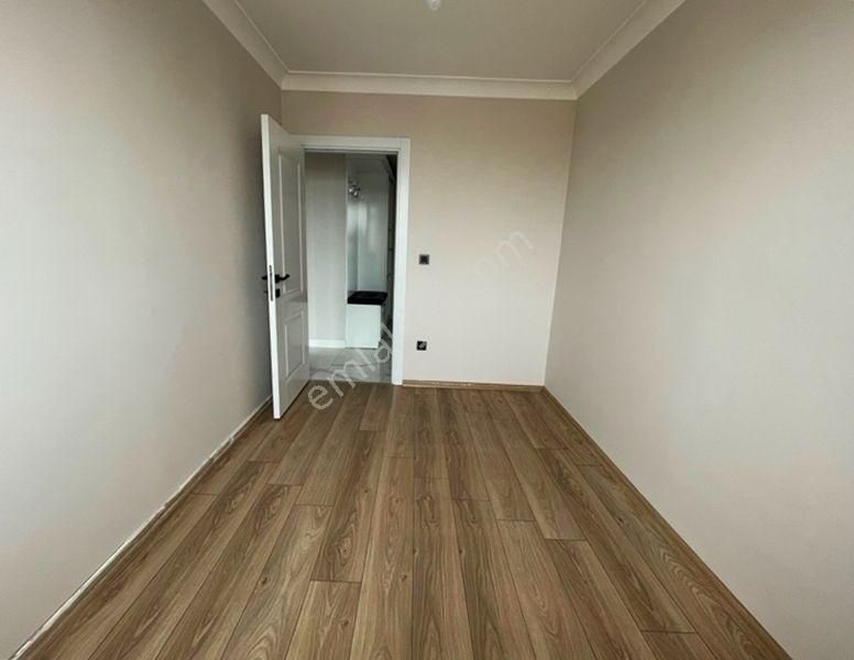 Adnan Kahveci Metroya Yürüme Arakat 3+1 İskanlı - Ebeveyn Banyolu - Görsel 7