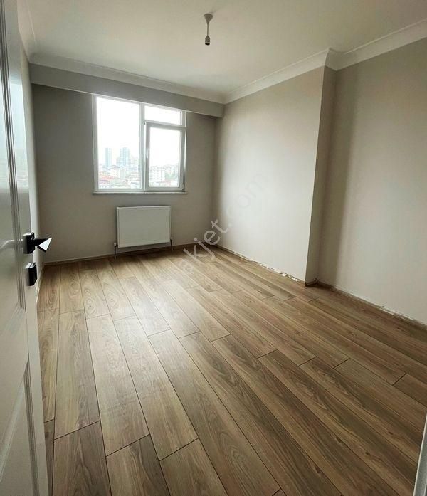 Adnan Kahveci Metroya Yürüme Arakat 3+1 İskanlı - Ebeveyn Banyolu - Görsel 9