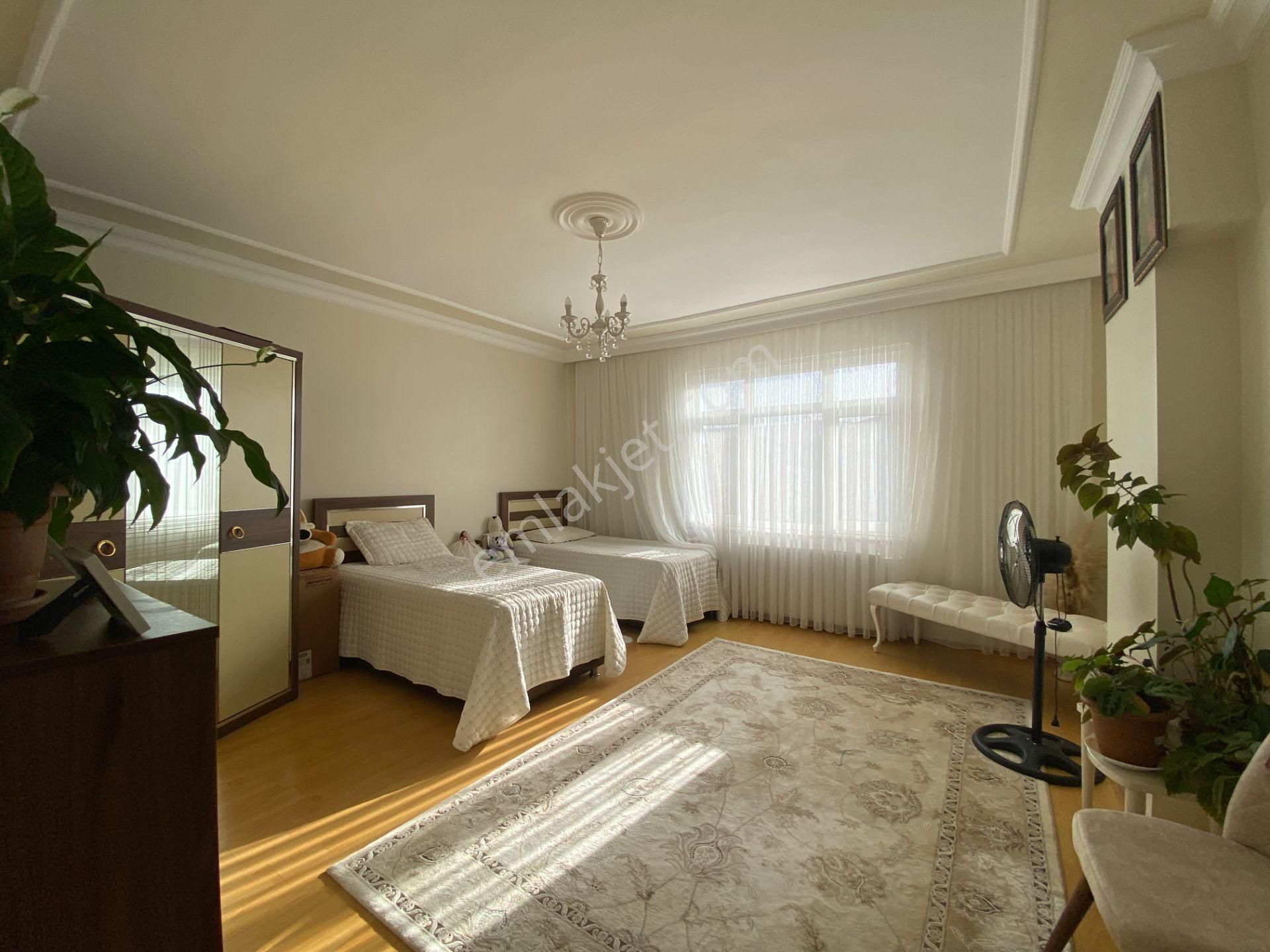 Fırsat Satılık Geniş 3+1 Daire 147 M2 Ataşehir/ferhatpaşa Mah - Görsel 23