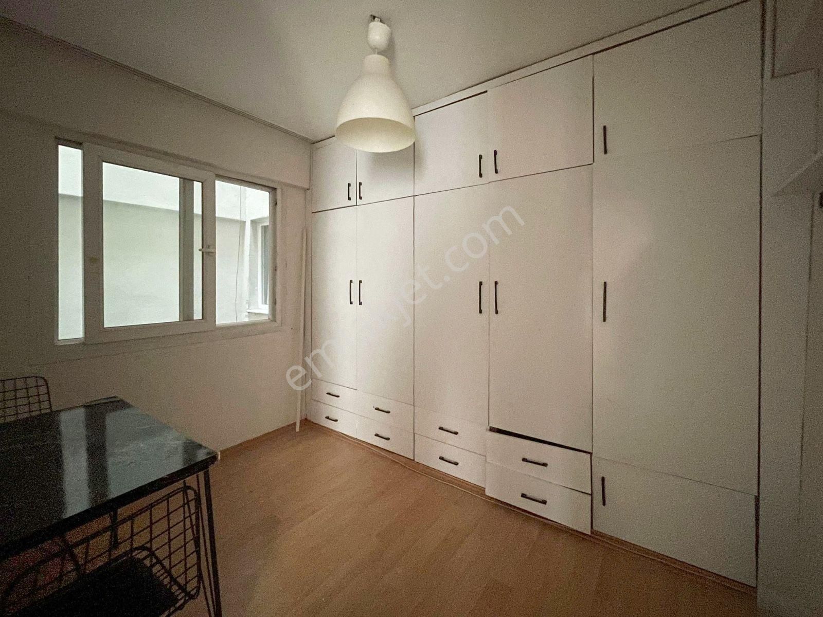 Bornova Ankara Caddesi Üzerinde 3+1 Kiralık Daire - Görsel 15